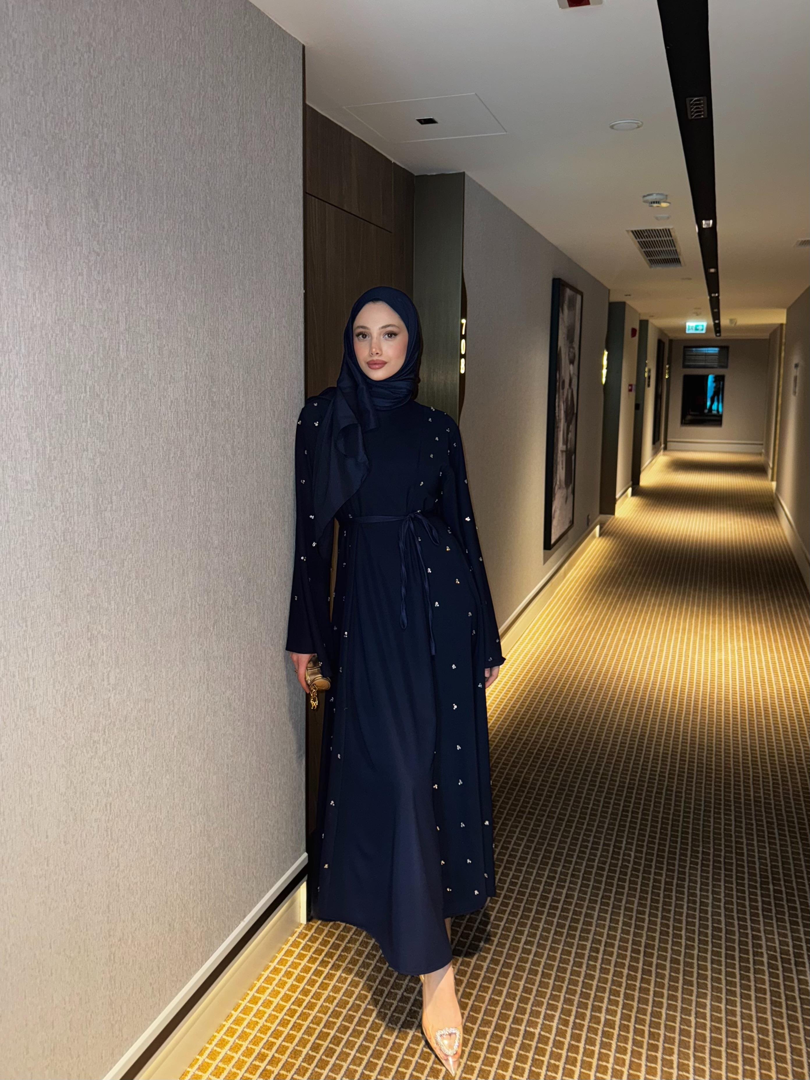 TAŞLI GENİŞ ABAYA ELBİSE 