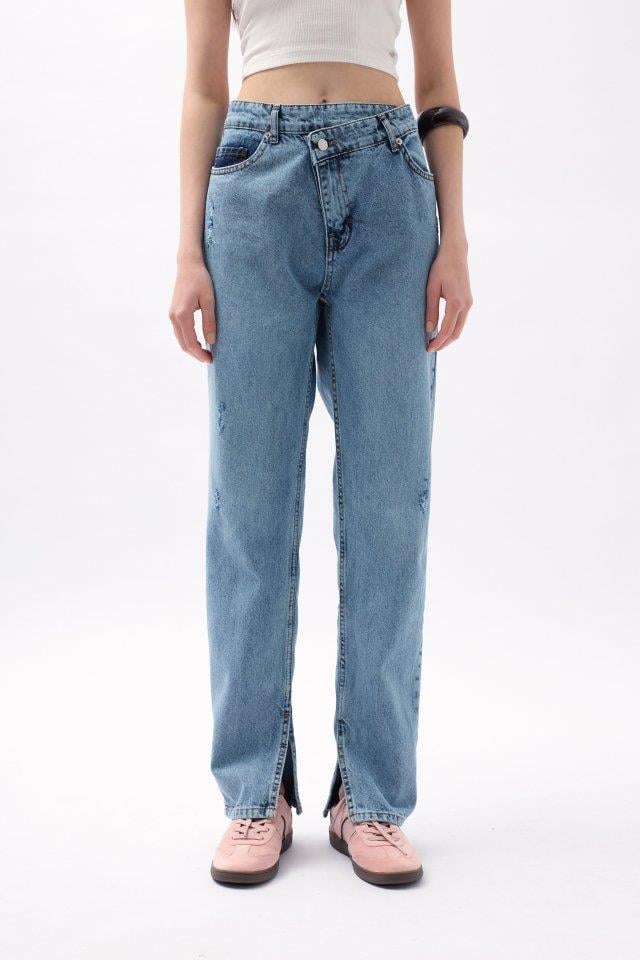 Asimetrik Bel Paça Yırtmaçlı Jean