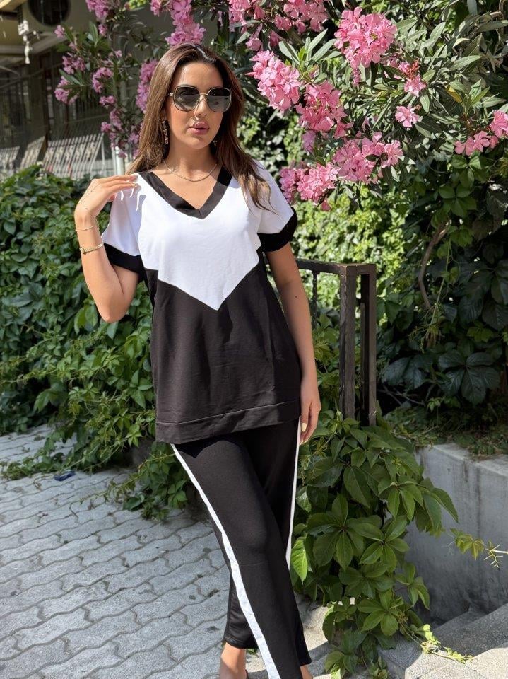Kadın Kısa Kollu V Yaka Siyah Beyaz Renkli Viskon Iki Iplik Kumaş Eşofman Takımı