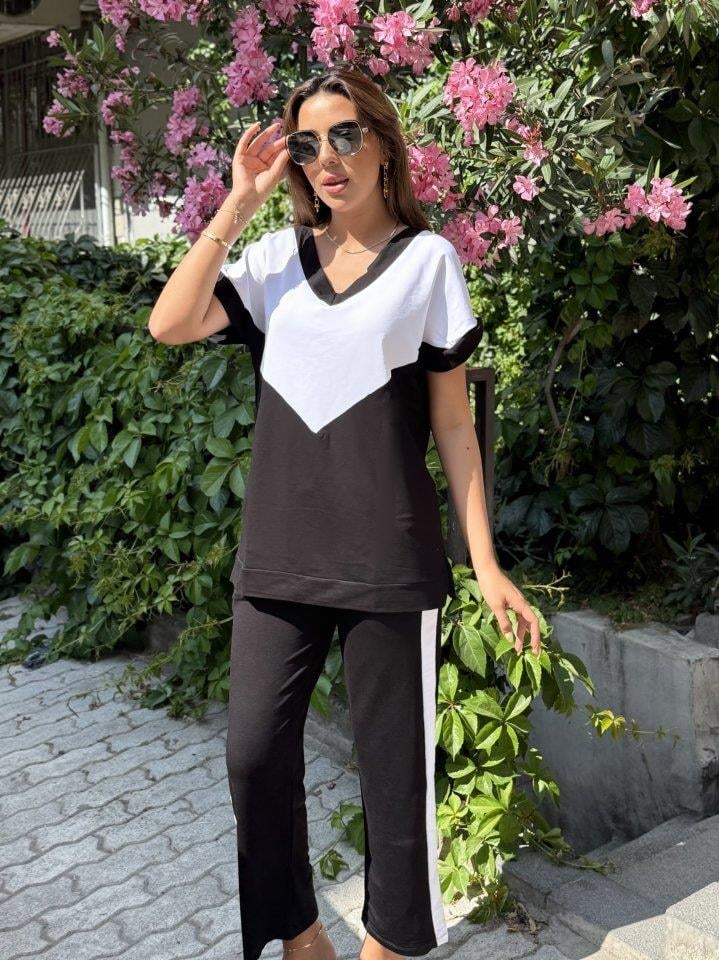 Kadın Kısa Kollu V Yaka Siyah Beyaz Renkli Viskon Iki Iplik Kumaş Eşofman Takımı