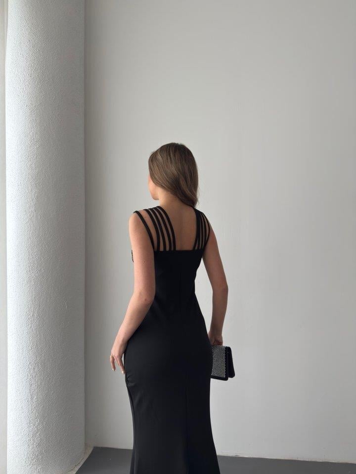 Kadın Omuz çoklu Askılı önü Taş Işlemeli Balık Kesim Janjan Krep Maxi Boy Elbise