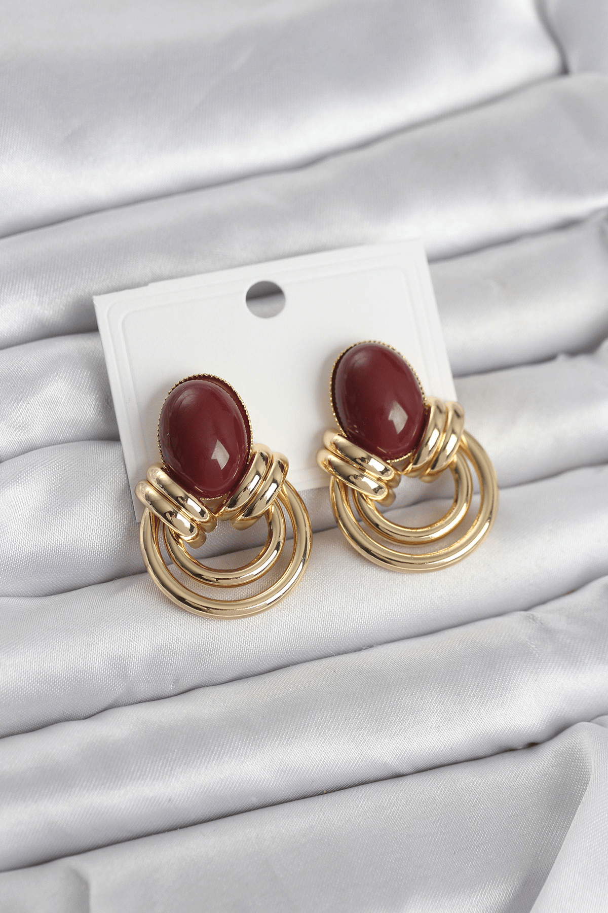 Pirinç Gold Renk Bordo Taşlı Vintage Kadın Küpe