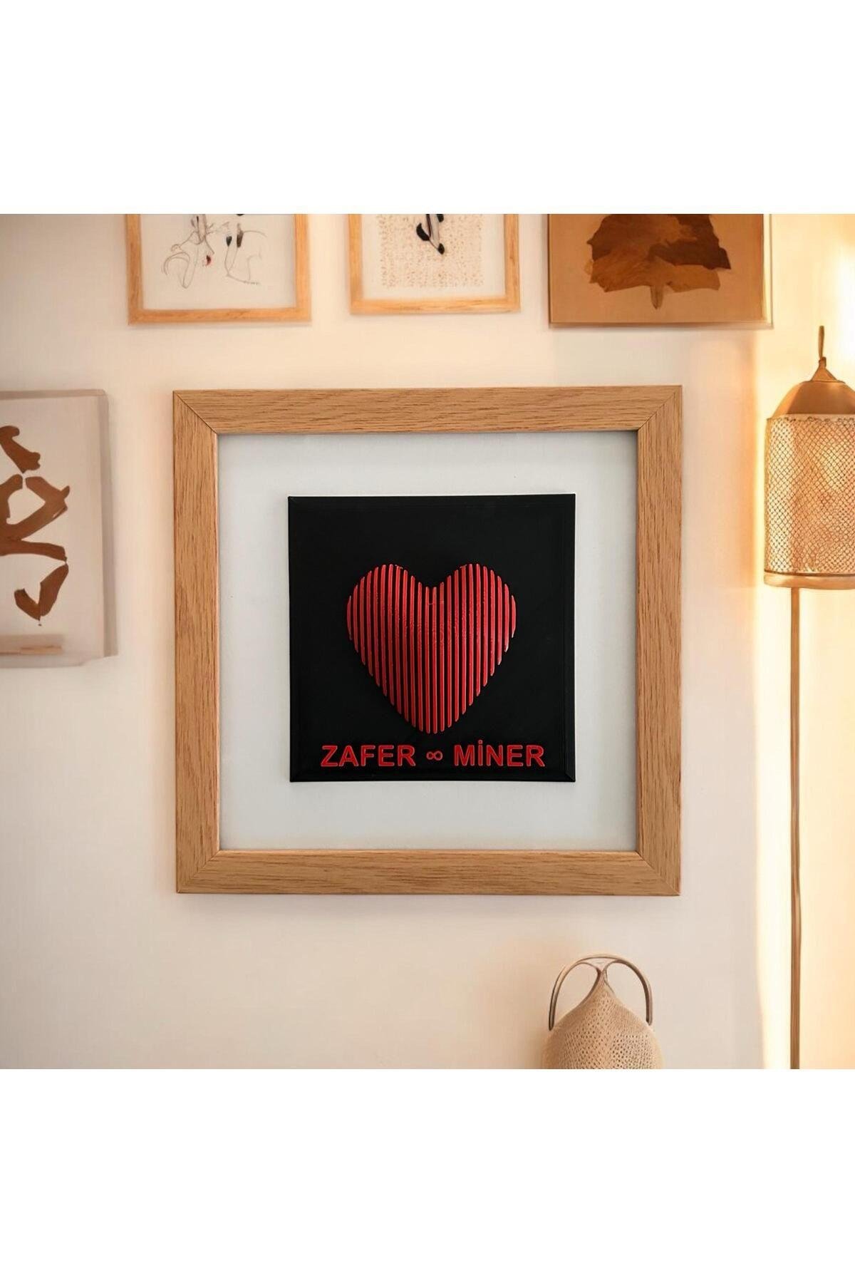 Kişiye Özel 3 Boyutlu Çerçeveli Kalp
