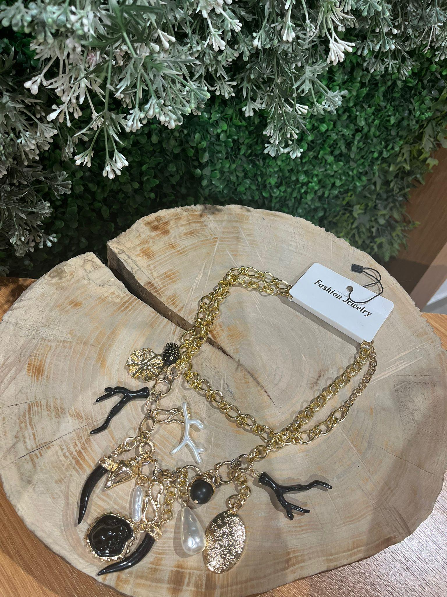 CHARM TASARIM GOLD KOLYE 