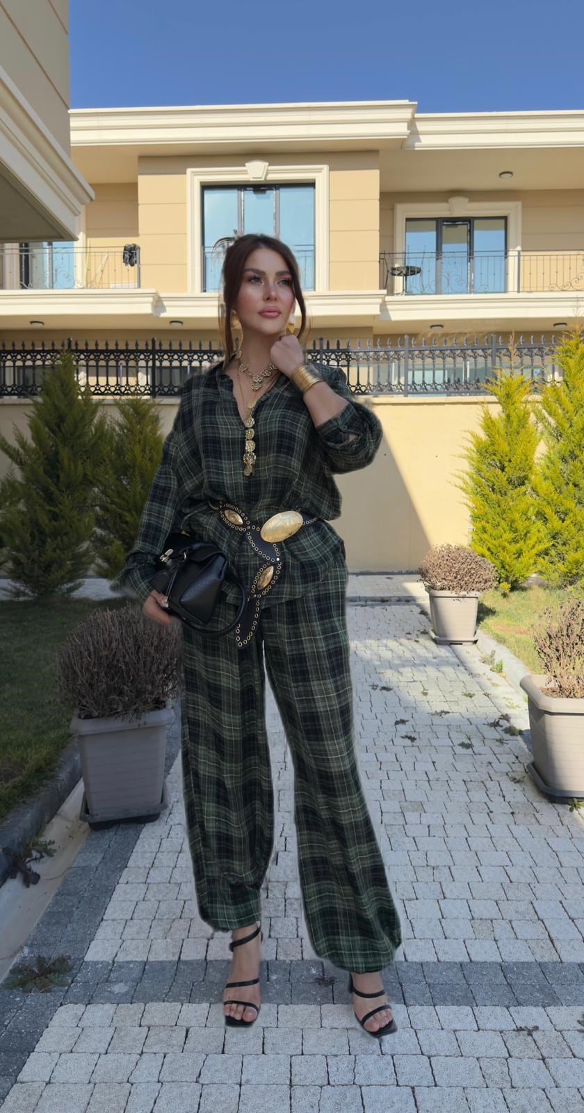 Ekoseli İpek Takım
