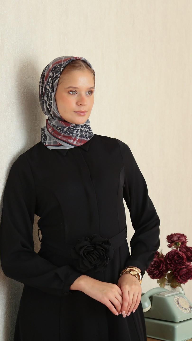 AMORA DESEN EŞARP SİYAH KIRMIZI-2