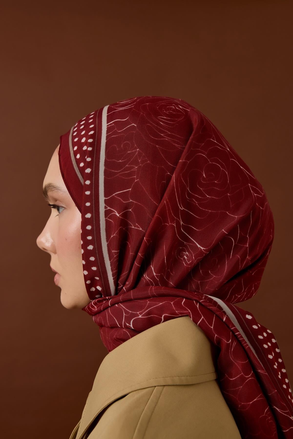 ELARA DESEN ŞAL-BORDO