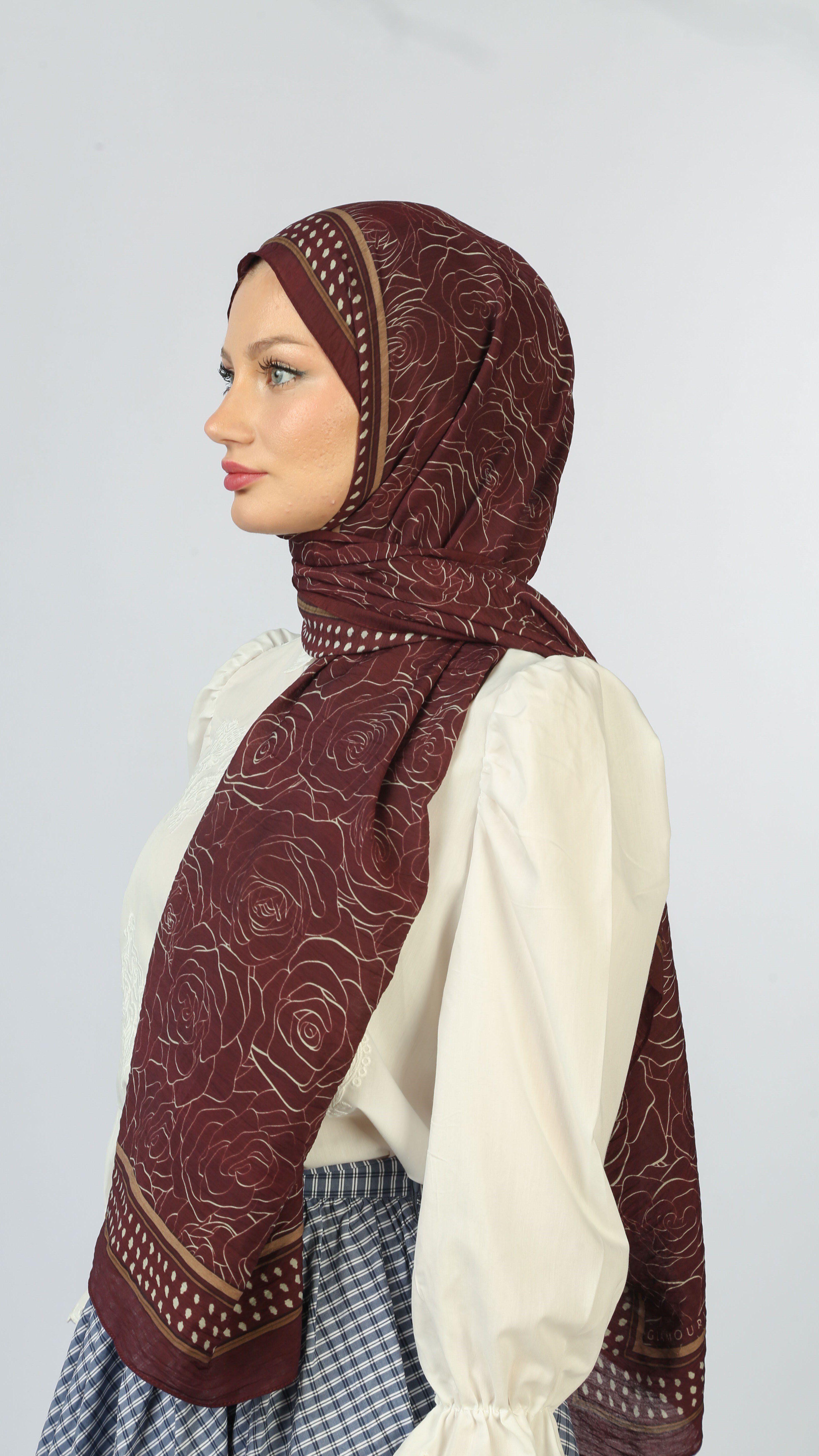 ELARA DESEN ŞAL-MÜRDÜM