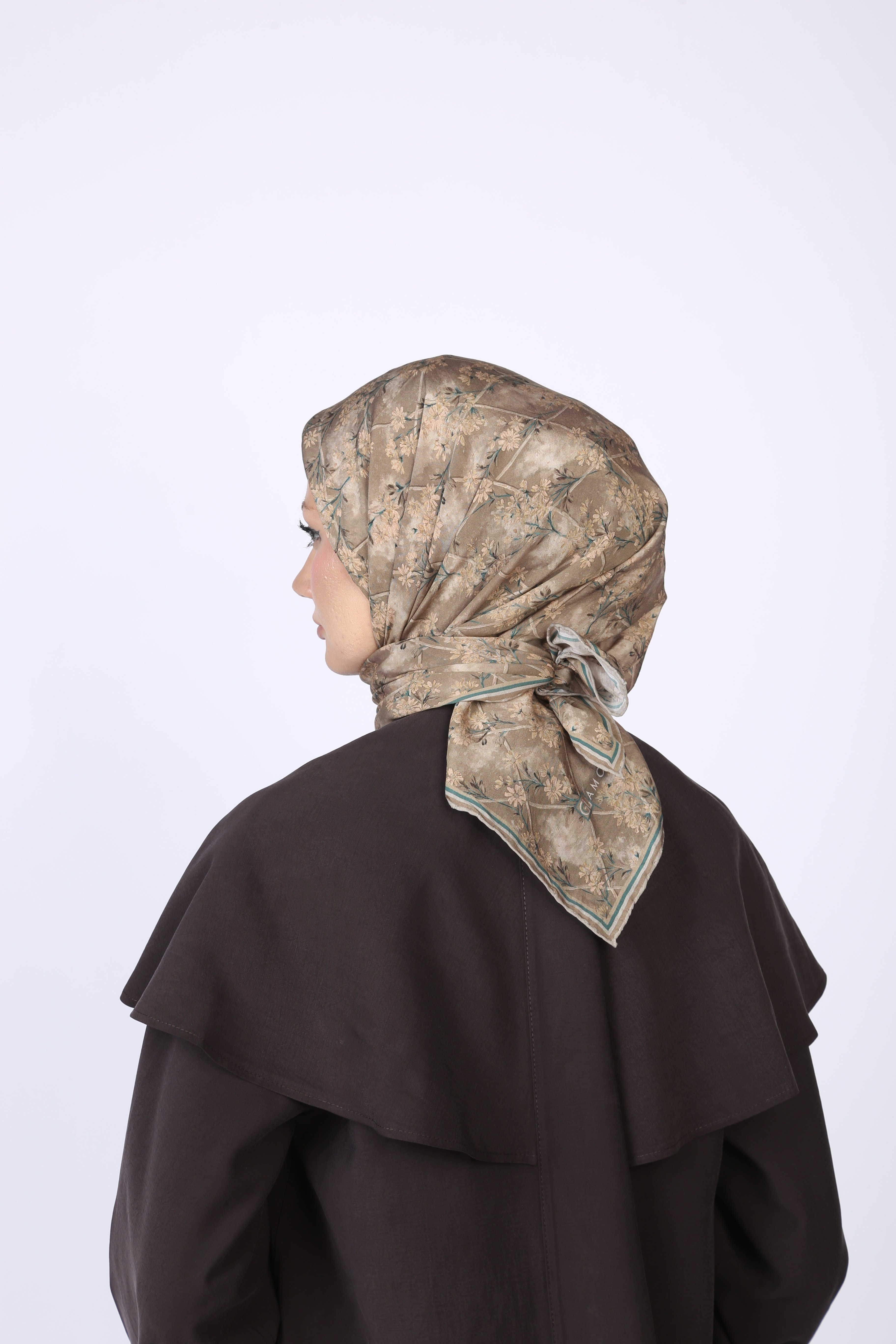 Gardenia Desen Eşarp Vizon