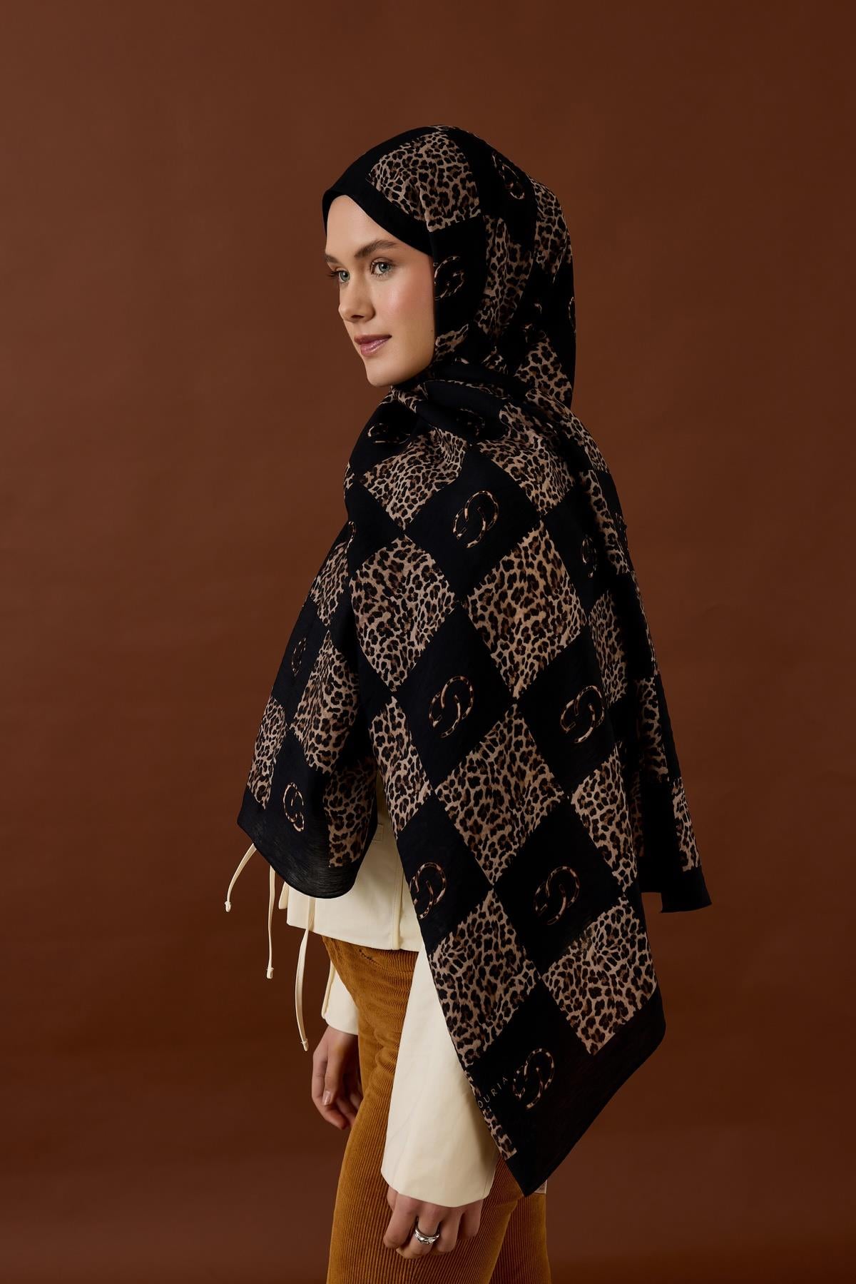 LEONA DESEN ŞAL-SİYAH