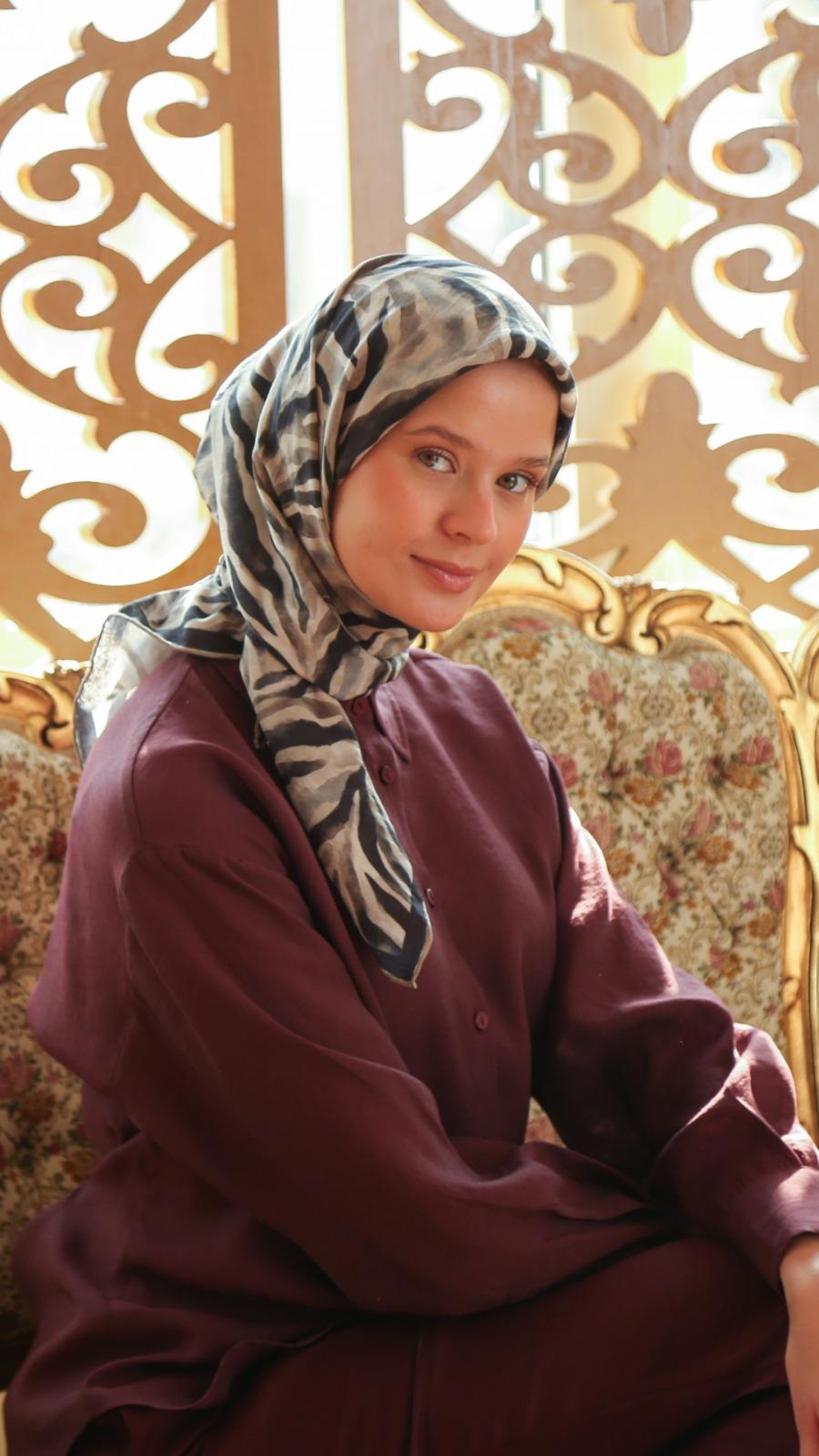 LİNEA DESEN EŞARP SİYAH-1