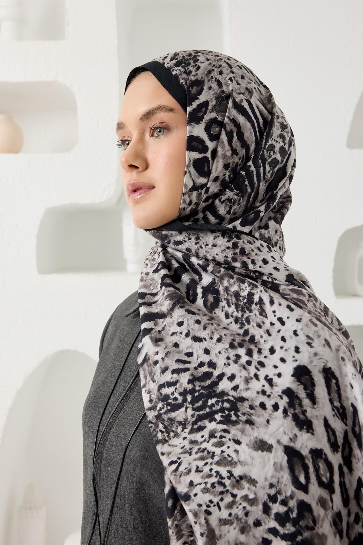 SAVANNA DESEN ŞAL-SİYAH-GRİ