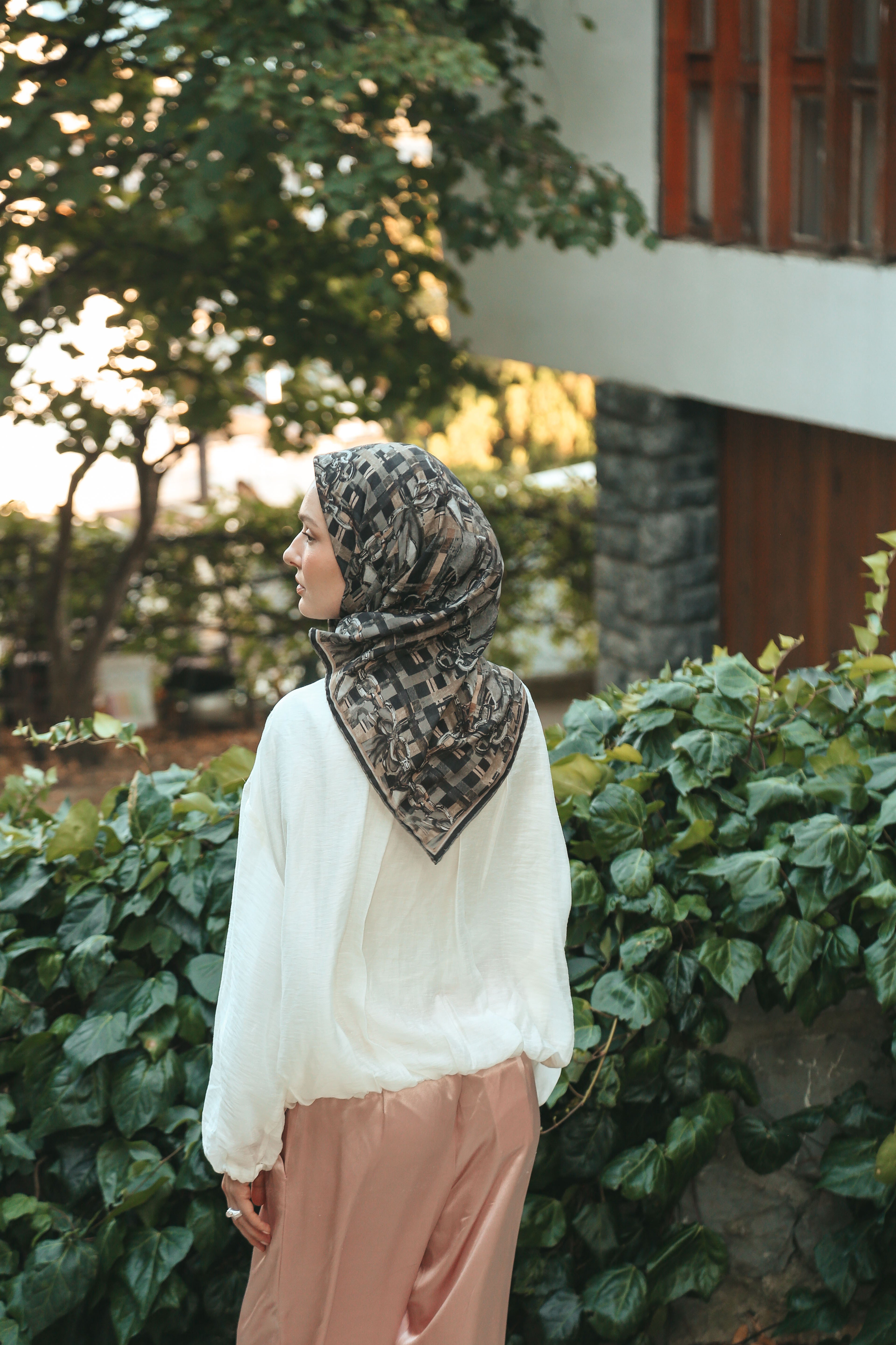 Verona Desen Eşarp Siyah