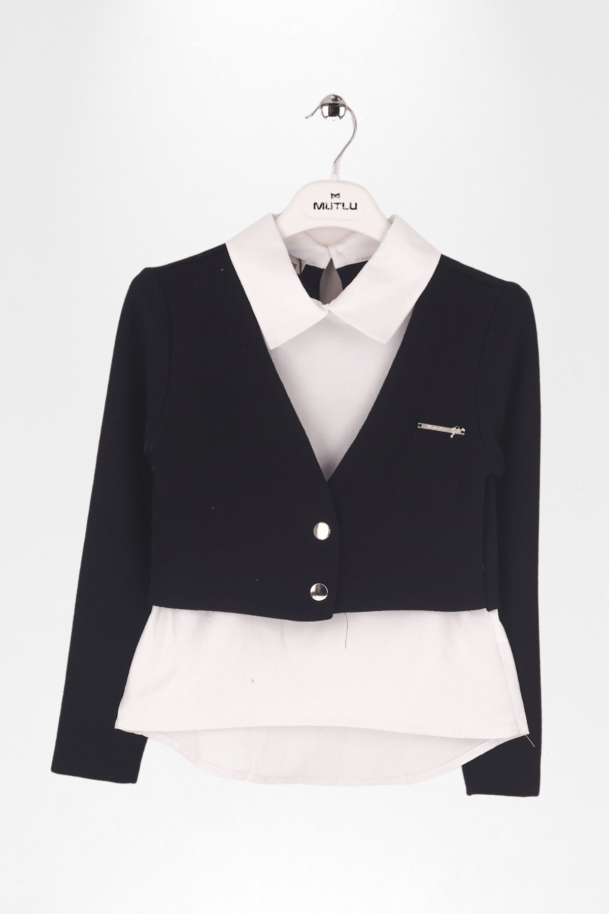 AKSESUARLI KIZ OKUL GÖMLEK