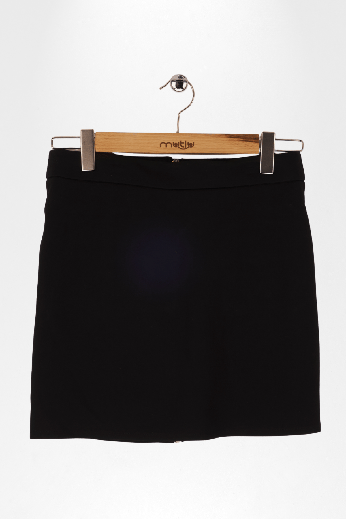 CEP AKSESUARLI KIZ OKUL ETEK