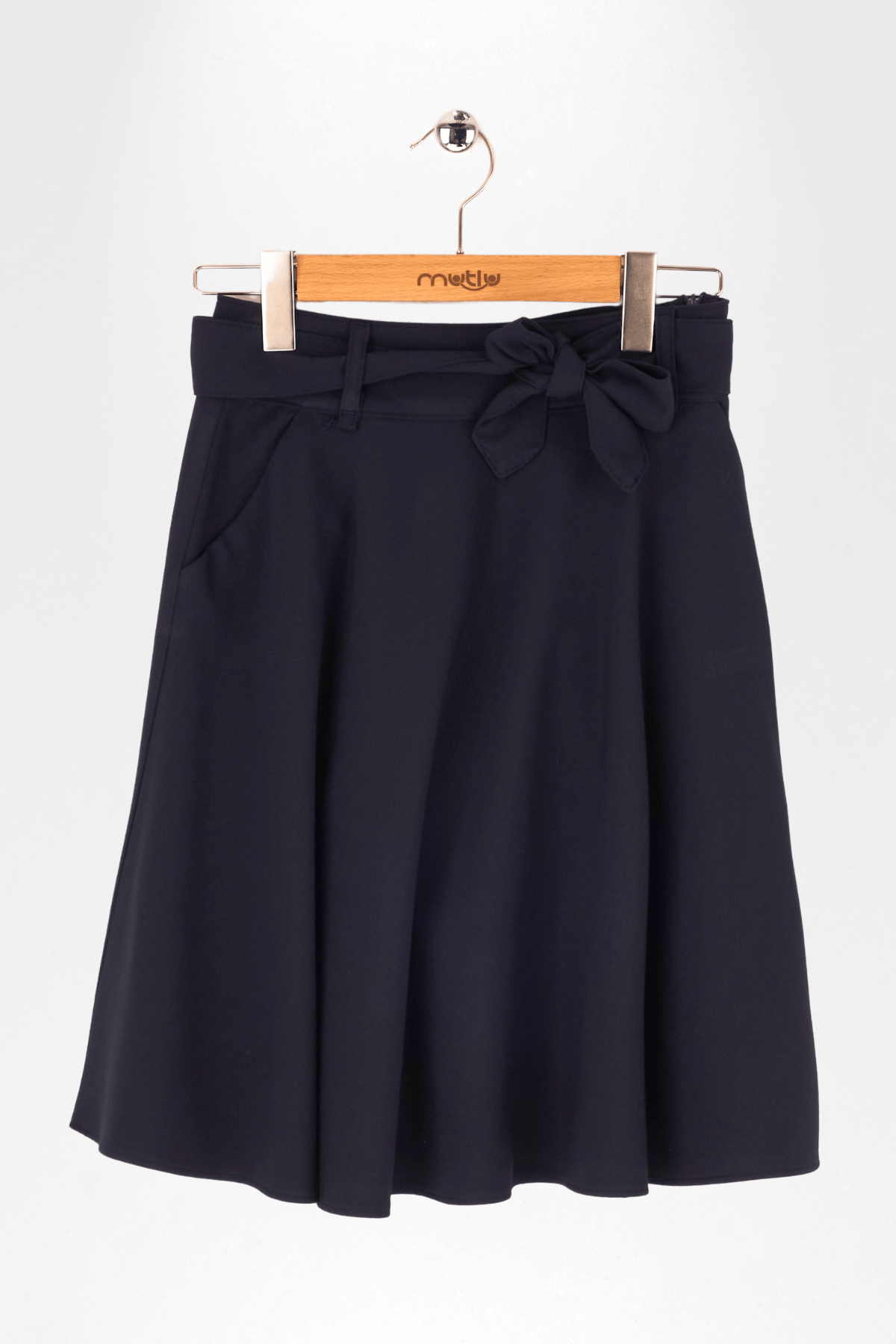 KUŞAKLI KIZ OKUL DAİRE ETEK