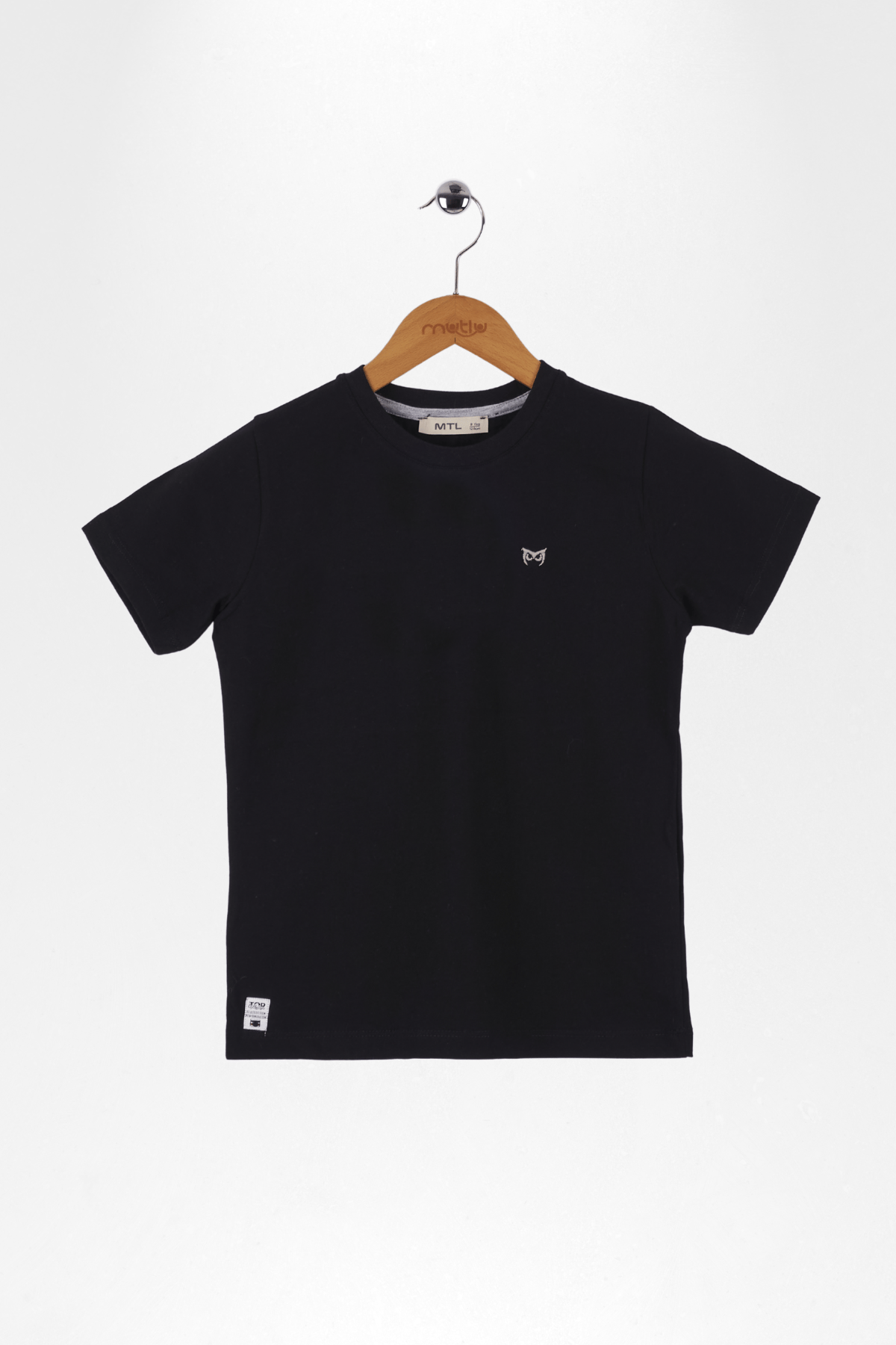 NAKIŞLI ERKEK TİŞÖRT