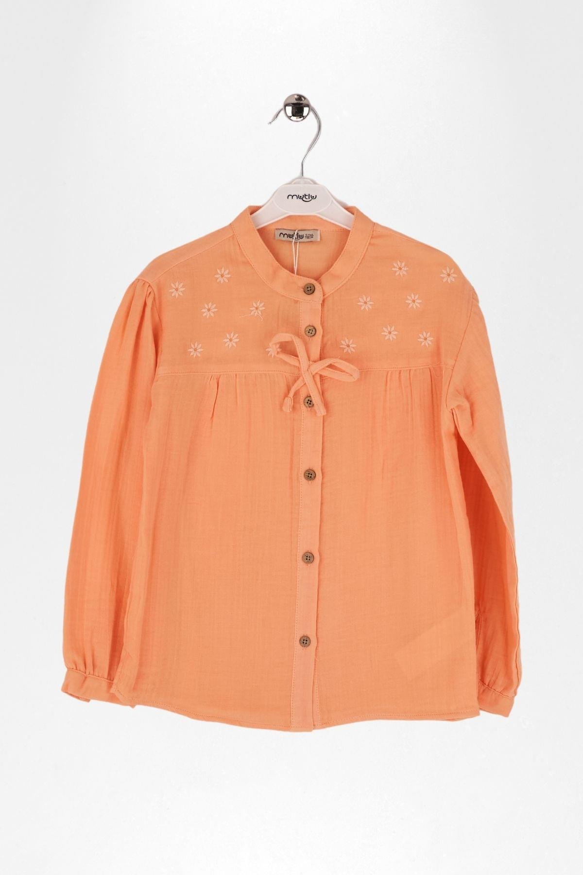 NAKIŞLI HAKİM YAKA KIZ MÜSLİN GÖMLEK