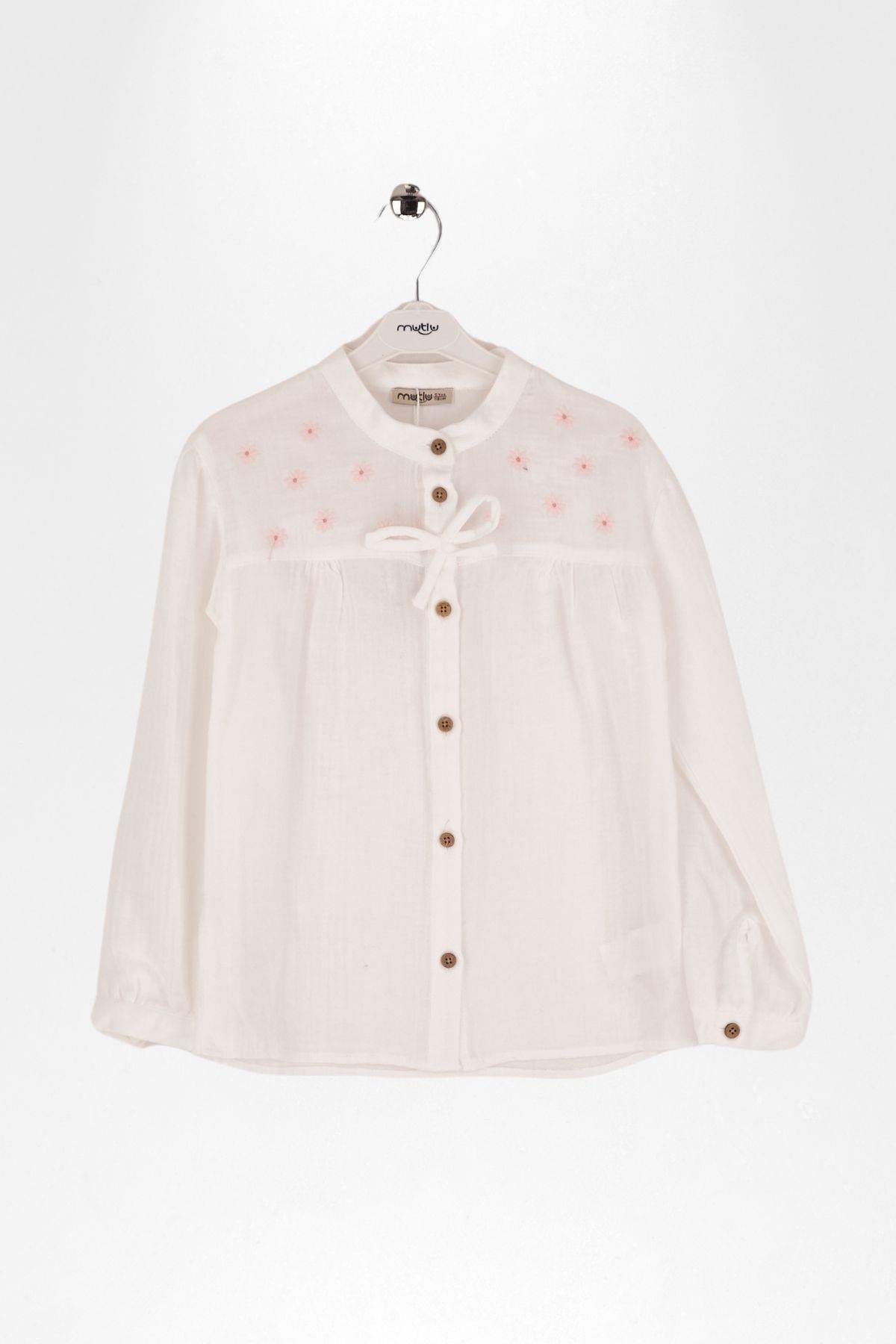 NAKIŞLI HAKİM YAKA KIZ MÜSLİN GÖMLEK