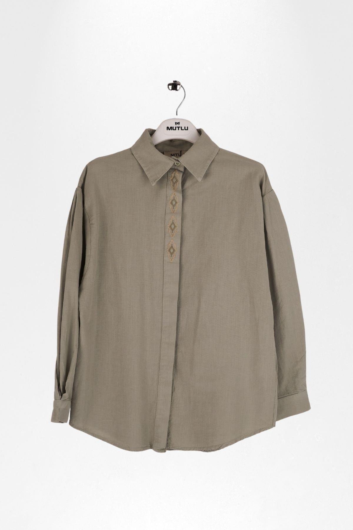 PAT NAKIŞLI KIZ KETEN GÖMLEK