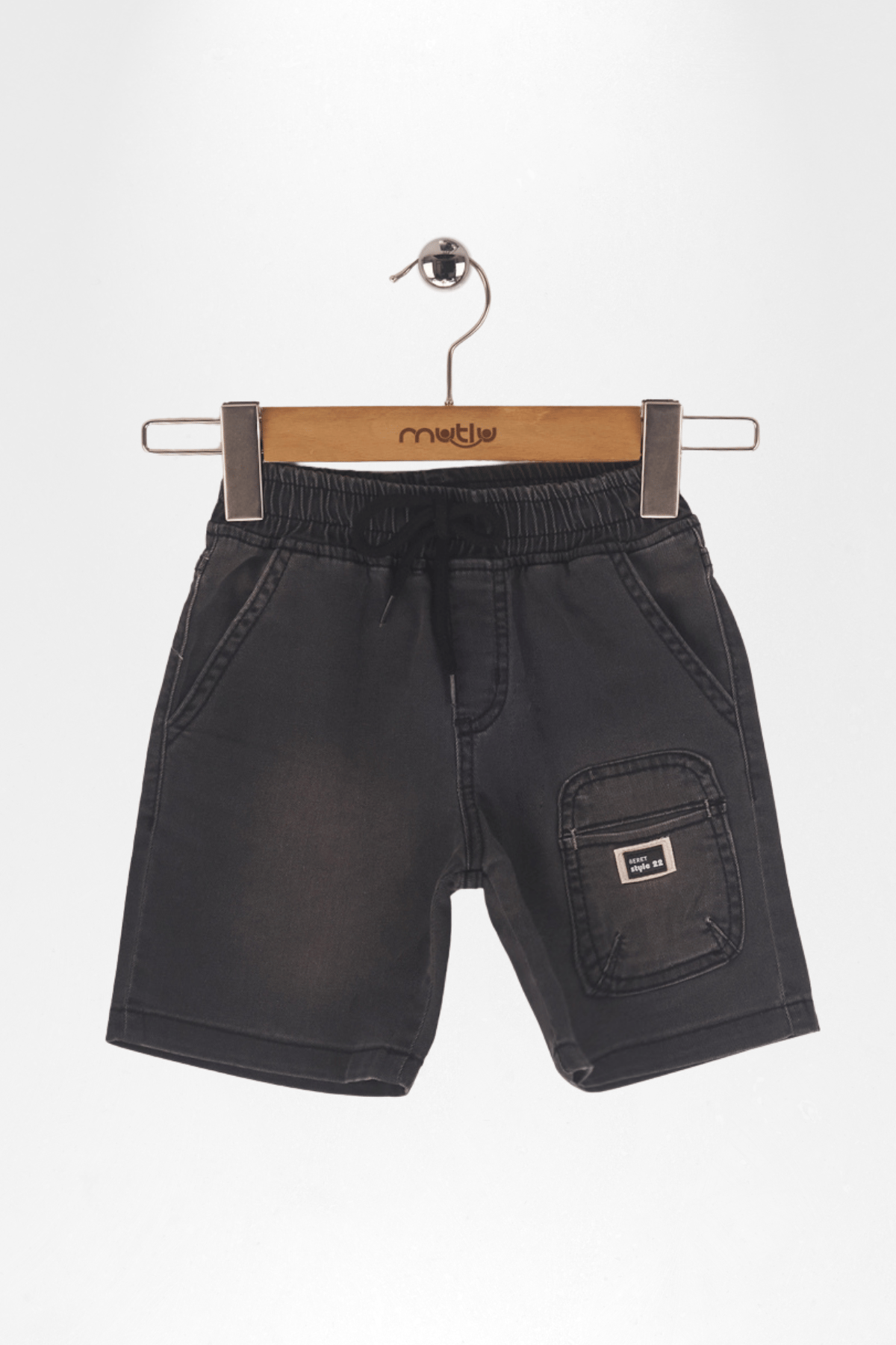 SÜS CEPLİ VE PENSLİ ERKEK KOT KAPRİ