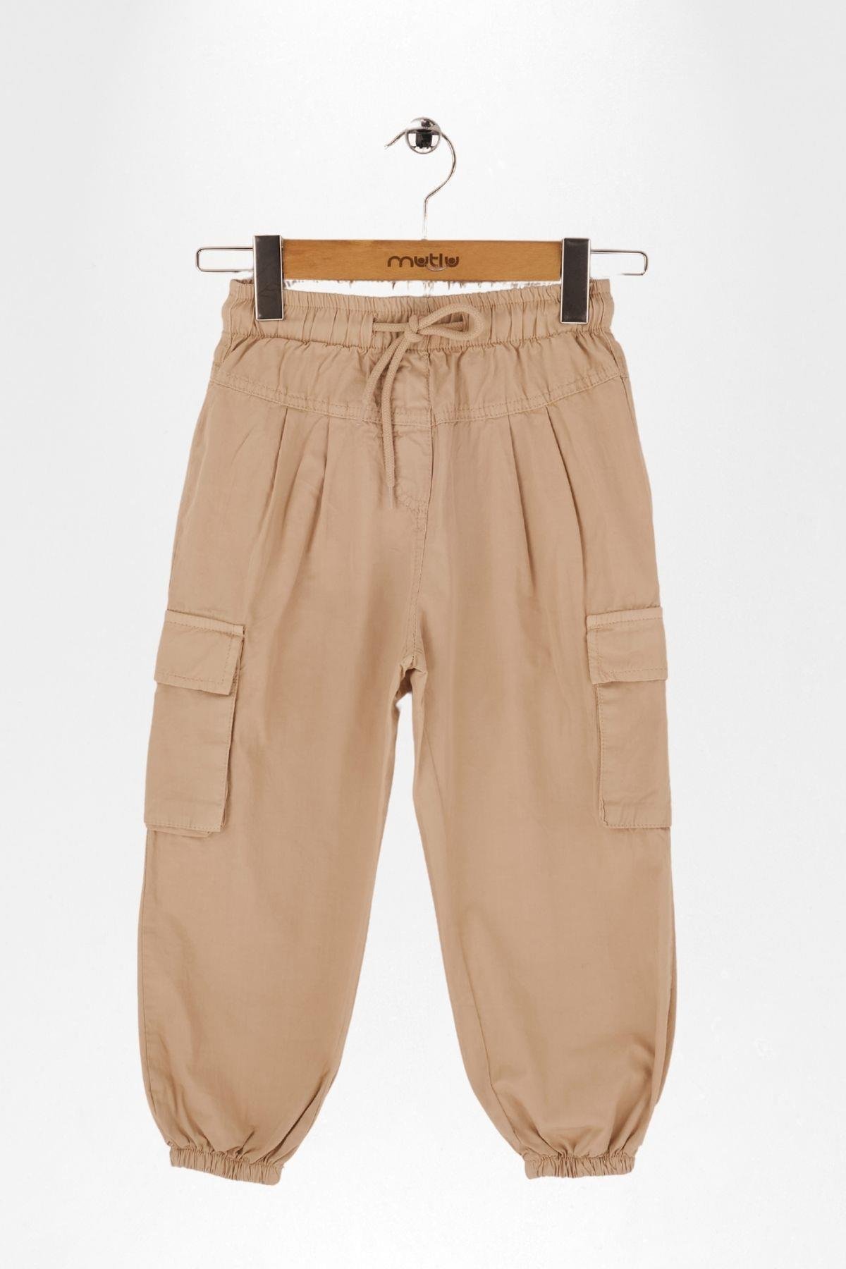 YANLARI KARGO CEP KIZ PANTOLON