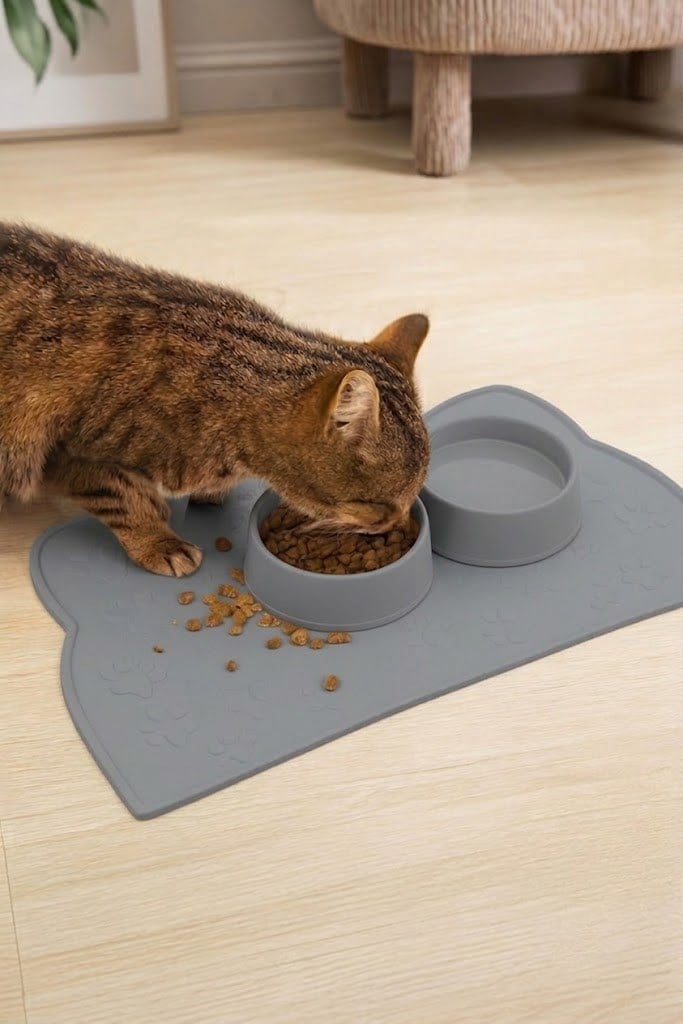 %100 Silikon Kaymaz Kedi Mama Matı (42x28 cm)