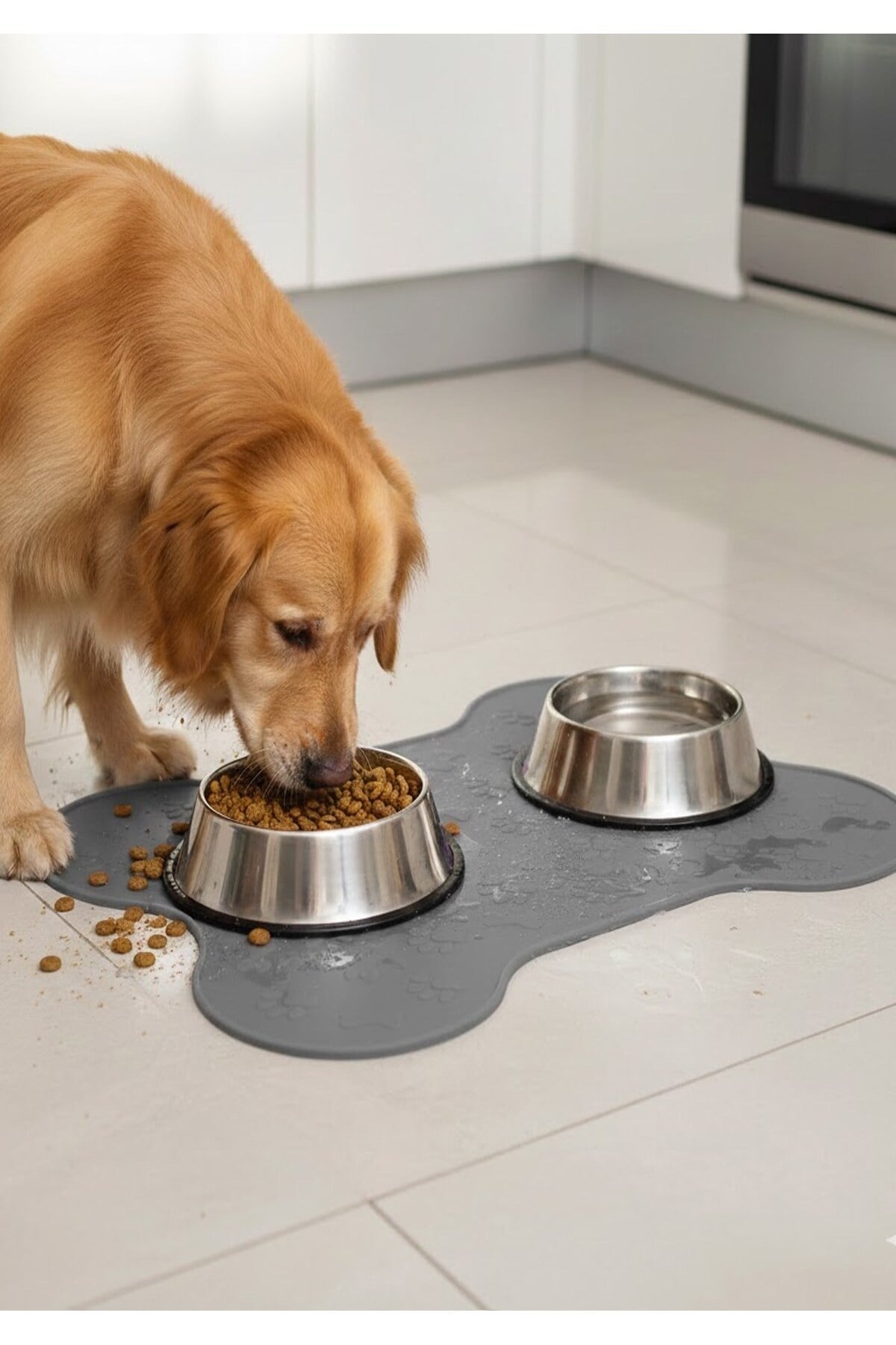 %100 Silikon Kaymaz Köpek Mama Matı