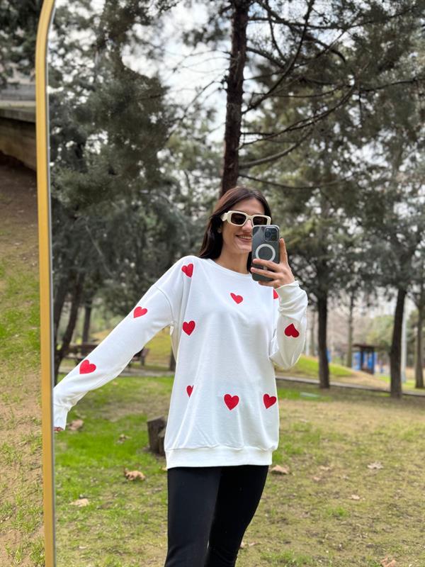 KALP BASKILI BEYAZ İPLİK SWEATSHİRT