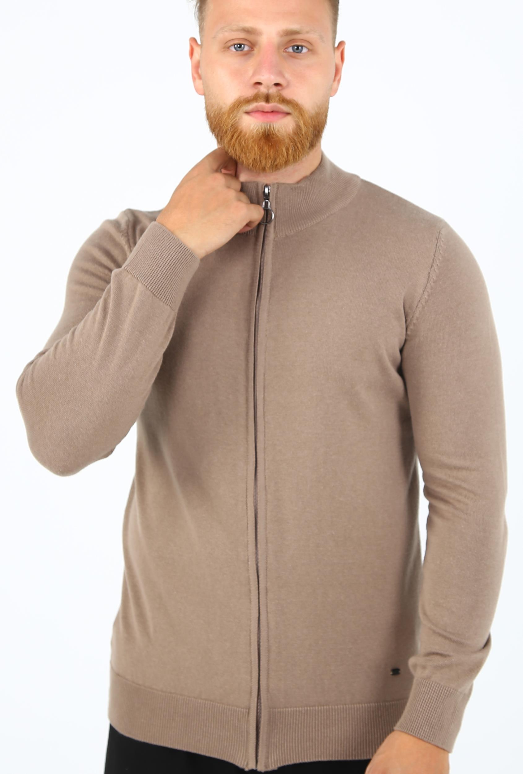 FERMUARLI DİK YAKA HIRKA