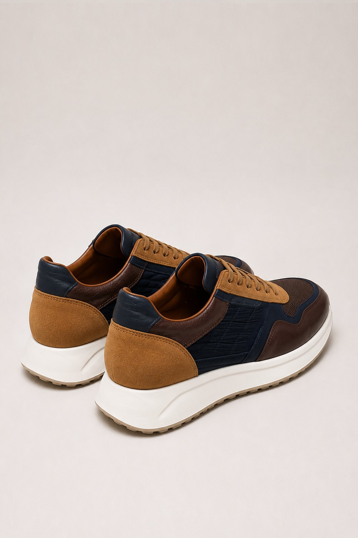 Süet Detaylı Hakiki Deri Erkek Sneaker -  EVA Taban - KAHVERENGİ