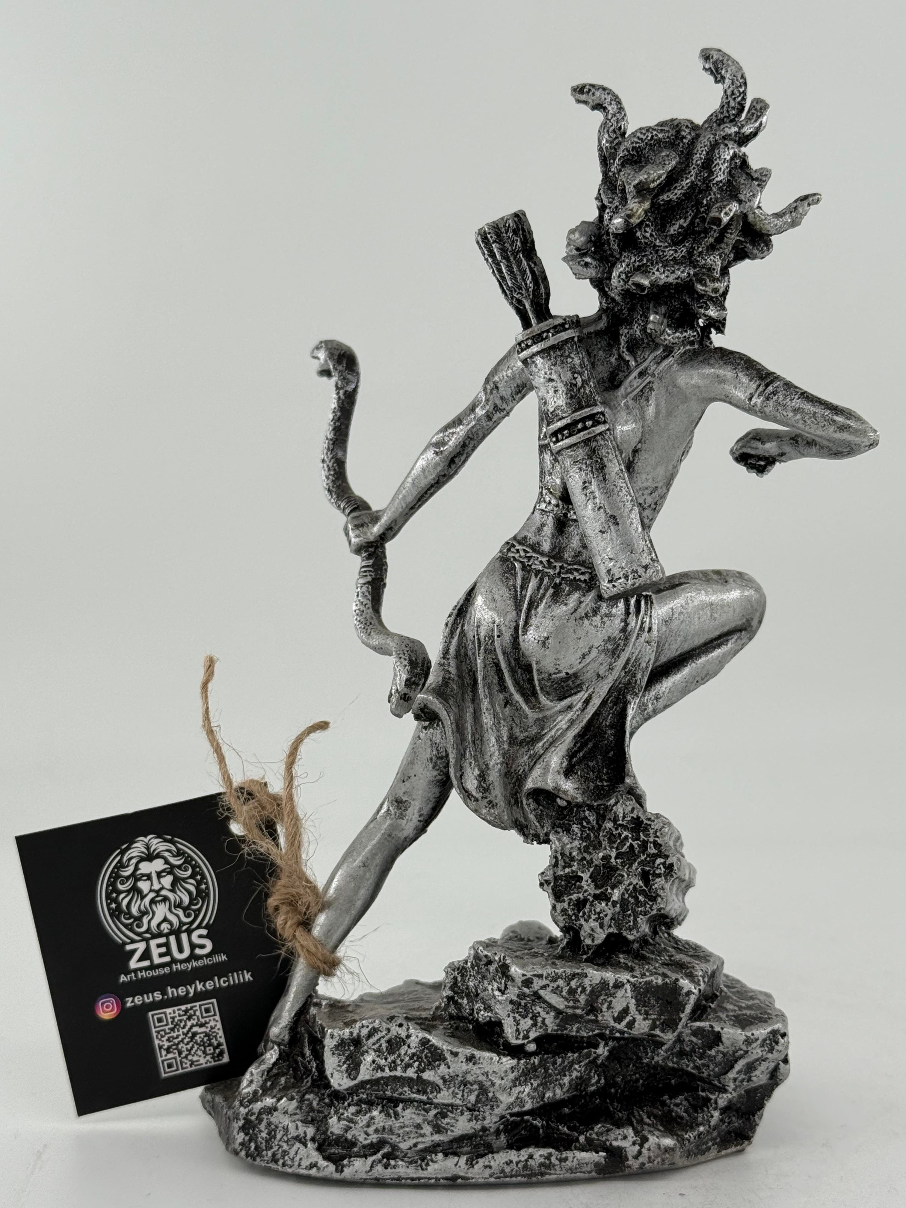 MEDUSA ÇIĞLIK