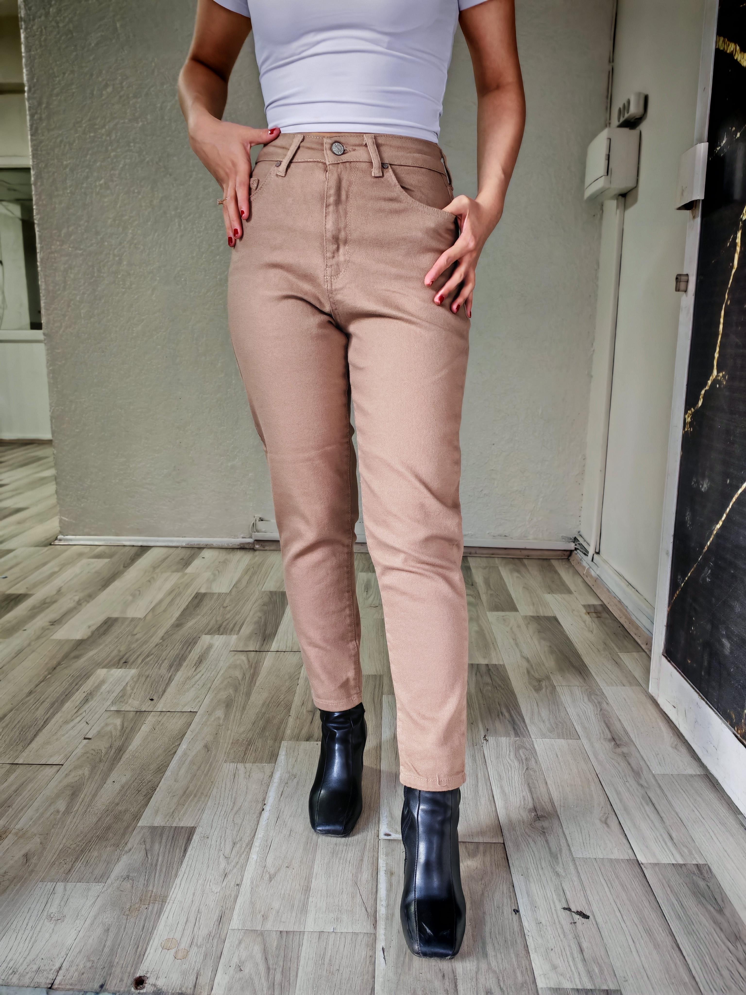 bej renk mom jean kadın pantolon