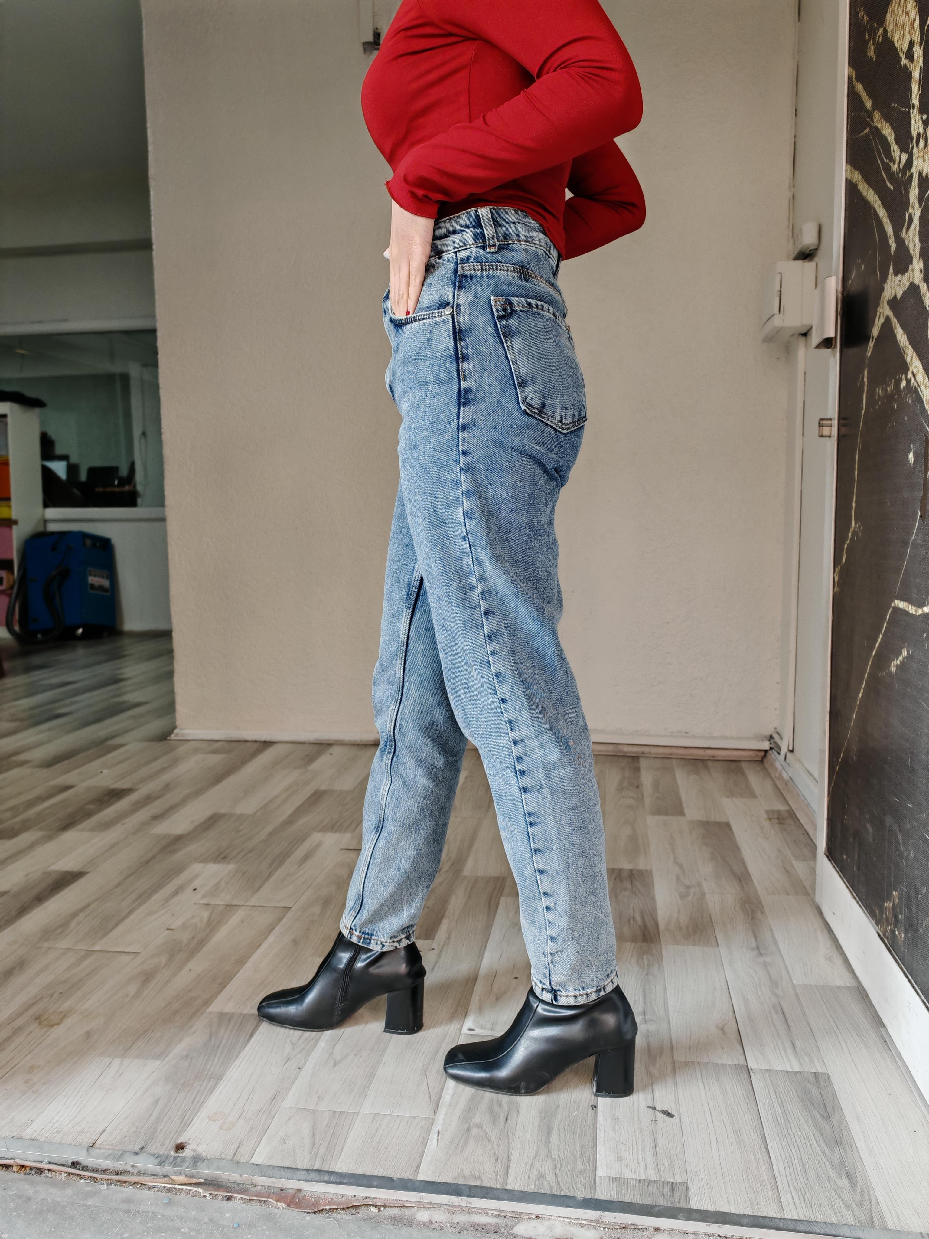 buz mavi mom jean kadın pantolon
