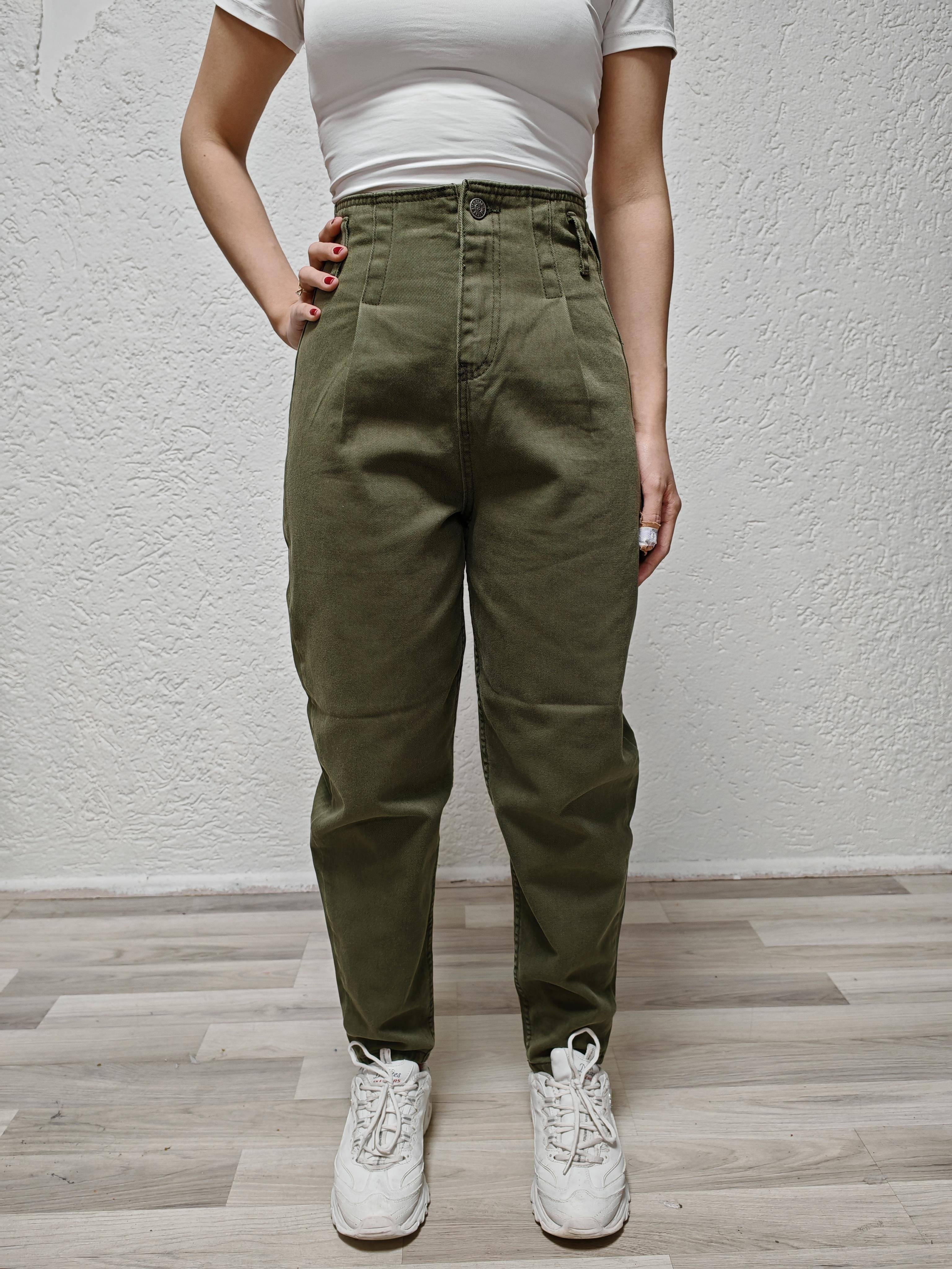 haki renk mom jean bel detaylı pantolon kadın