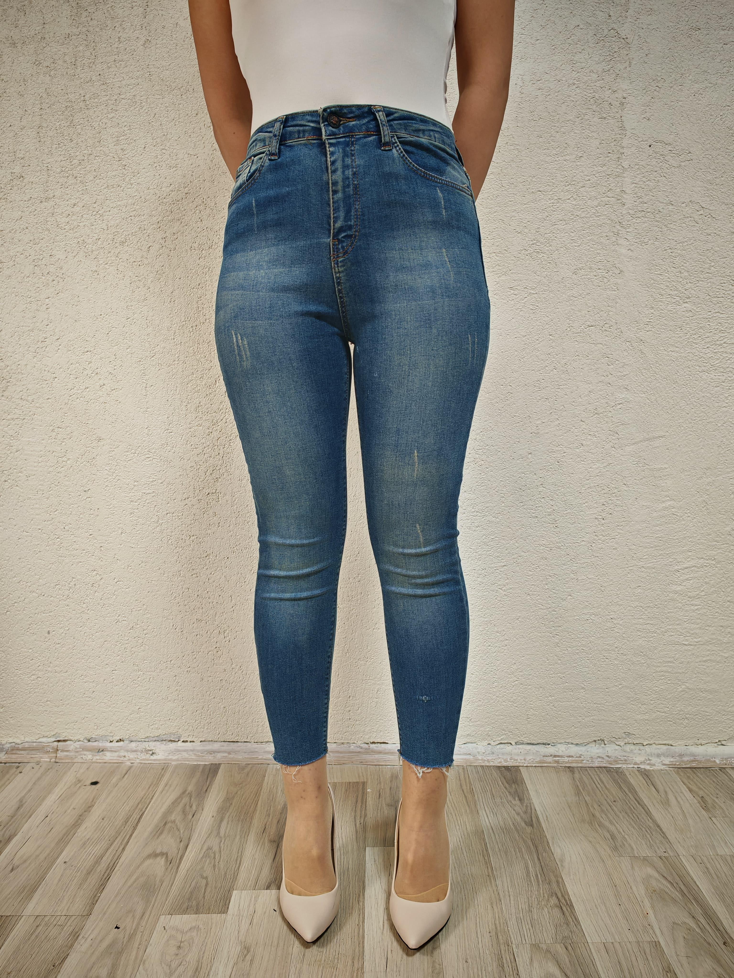 Koyu mavi  lazer detay Slim Fit bayan jeans