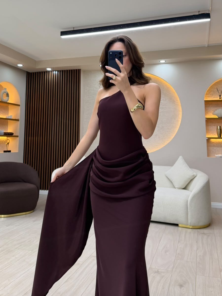 Drapeli Kuyruklu Halter Yaka Elbise NVM-20607