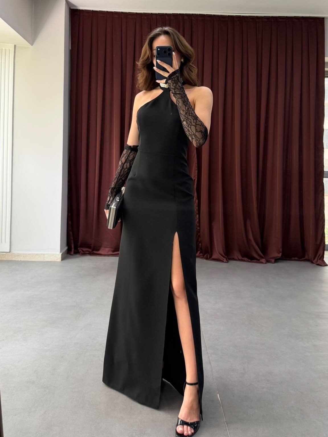 Halter Yaka Uzun Yırtmaçlı Elbise NVM-20595