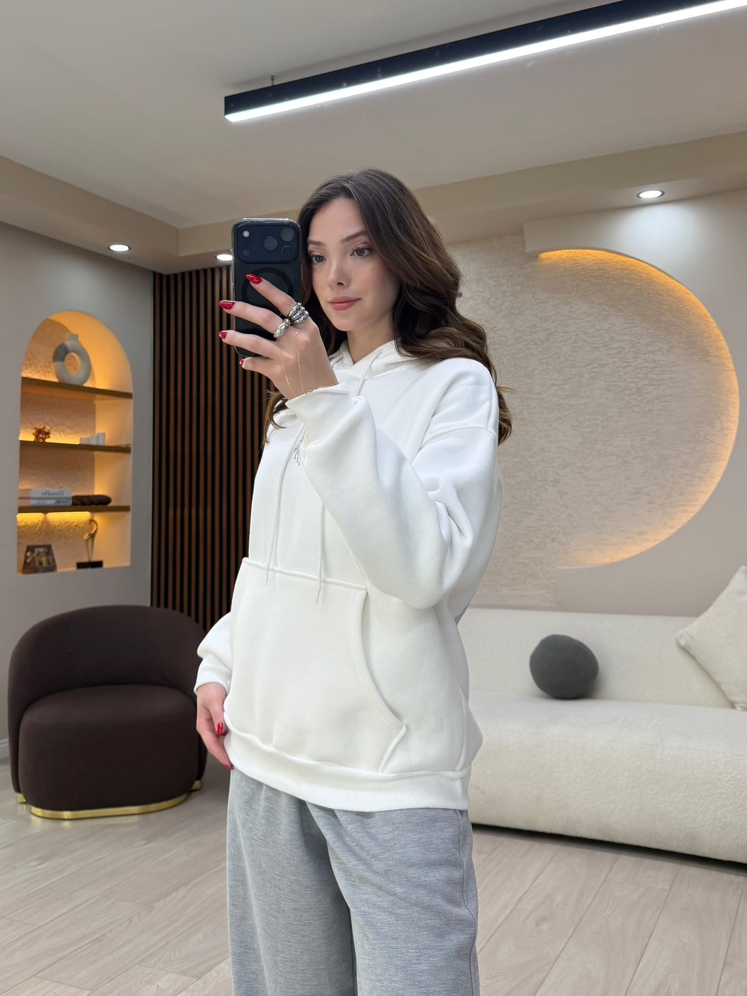Kanat Taş Detaylı Oversize Sweatshirt NVM-3004