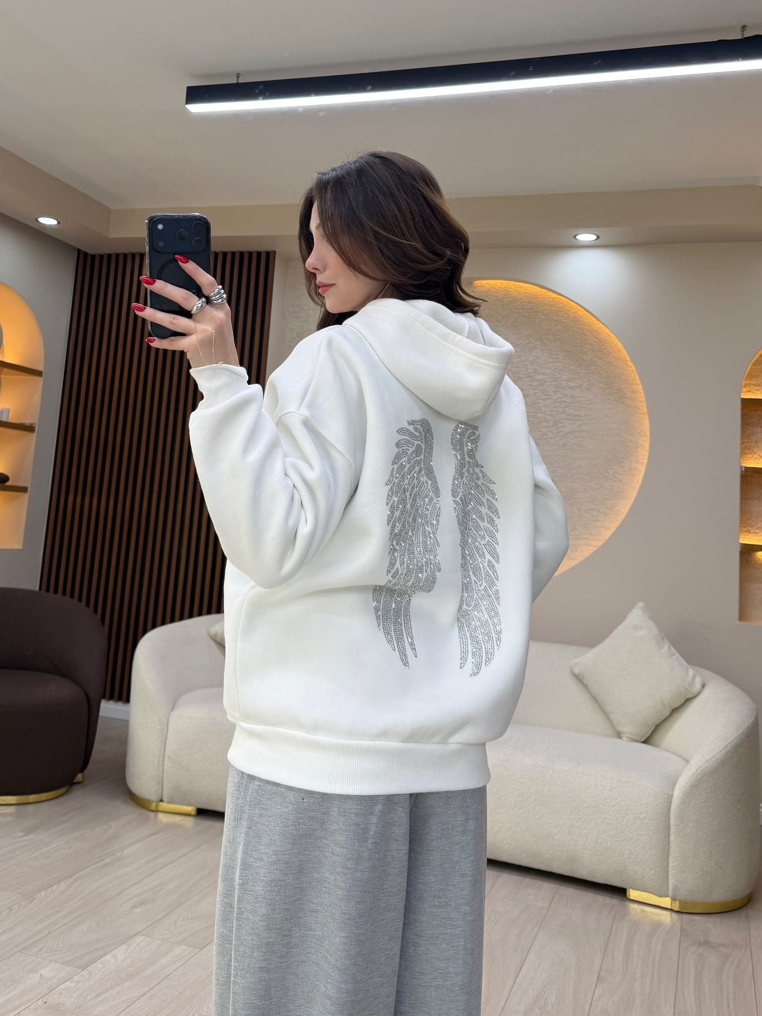 Kanat Taş Detaylı Oversize Sweatshirt NVM-3004