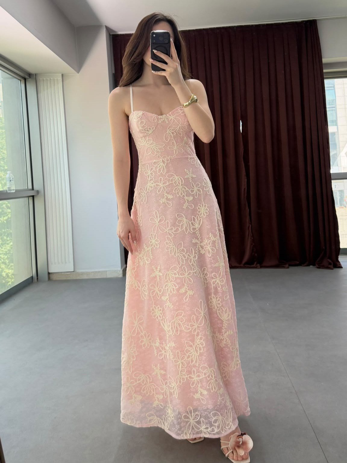 Modern Kesim, Özel Floral Nakış İşlemeli Askılı Elbise NVM-20488