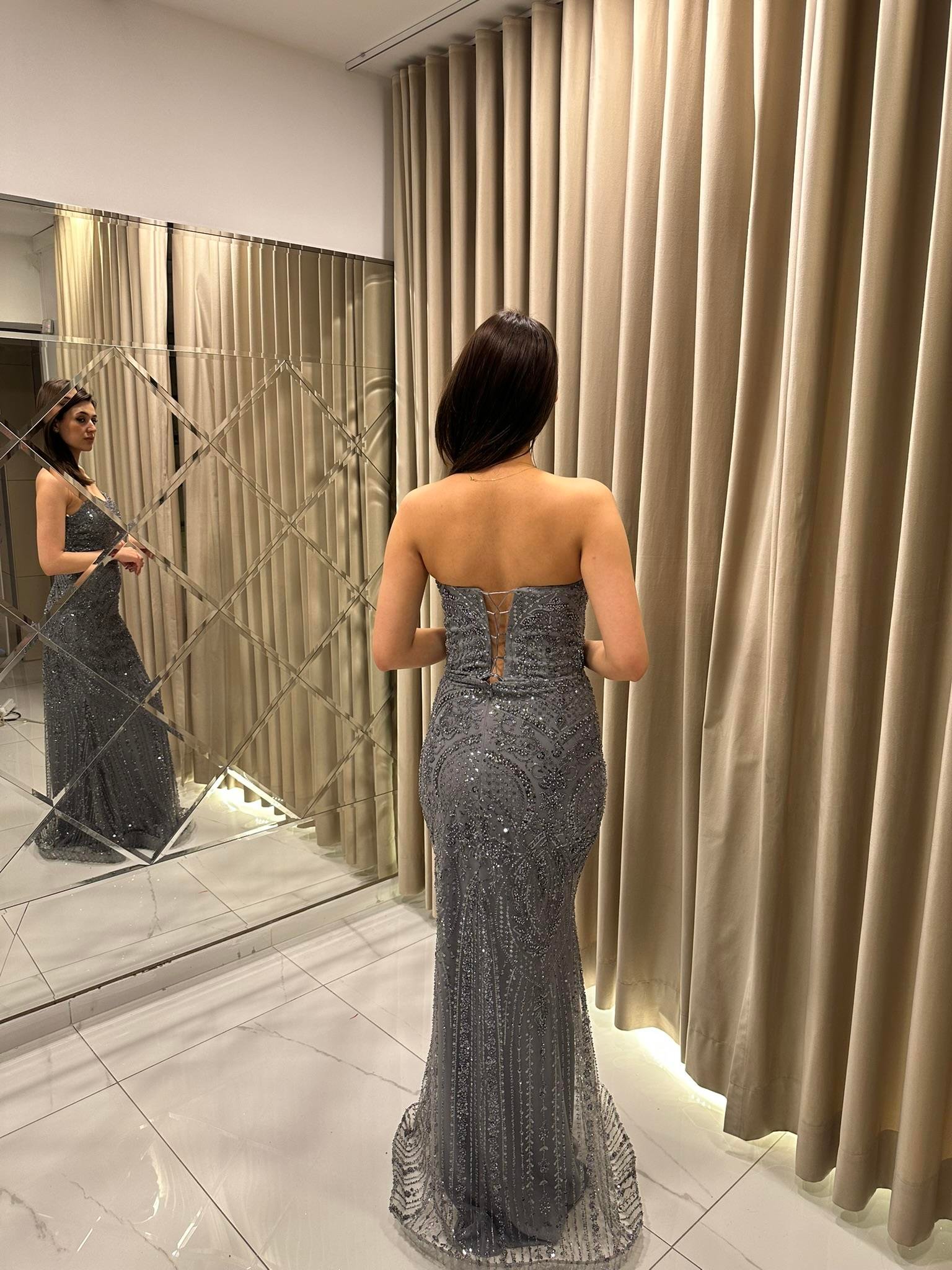 Antresit V Yaka Taşlı Abiye Elbise | Kaleiçi Yıldızlar