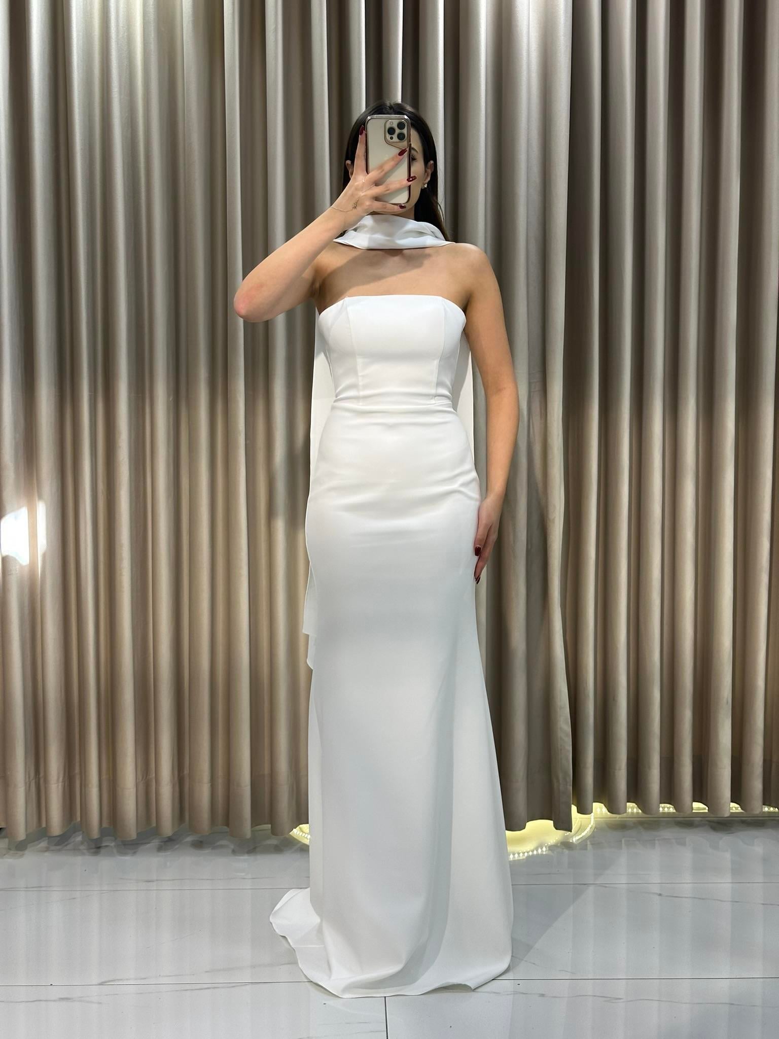 Beyaz Straplez Balık Model Abiye Elbise | Kaleiçi Yıldızlar