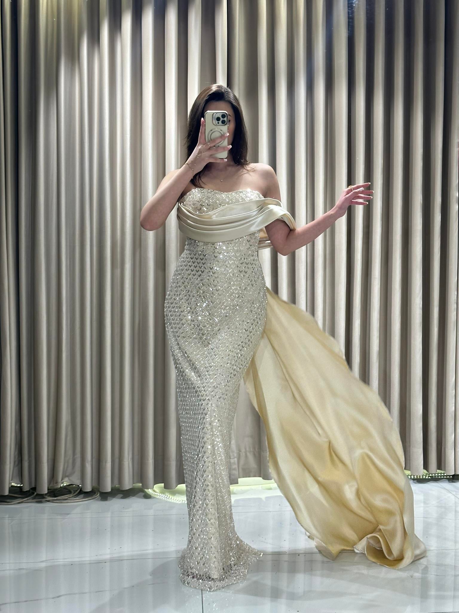Gold Pul Payet Balık Model Abiye Elbise | Kaleiçi Yıldızla