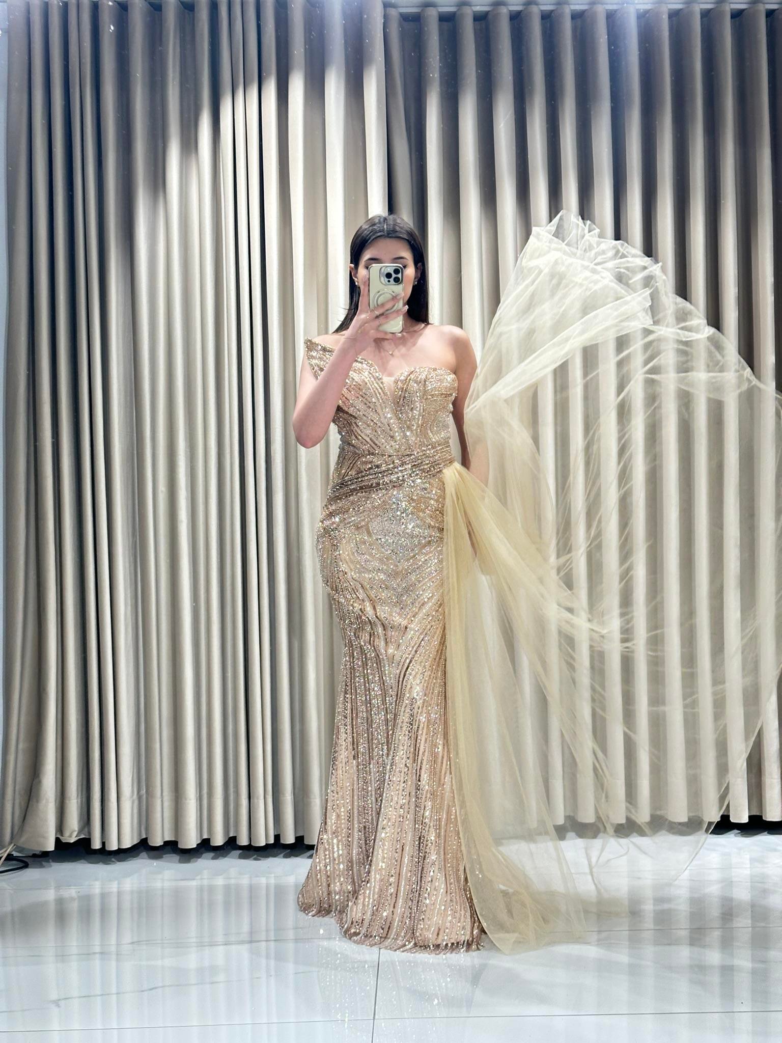 Gold Straplez Pul Payet İşlemeli Abiye Elbise | Kaleiçi Yıldızlar