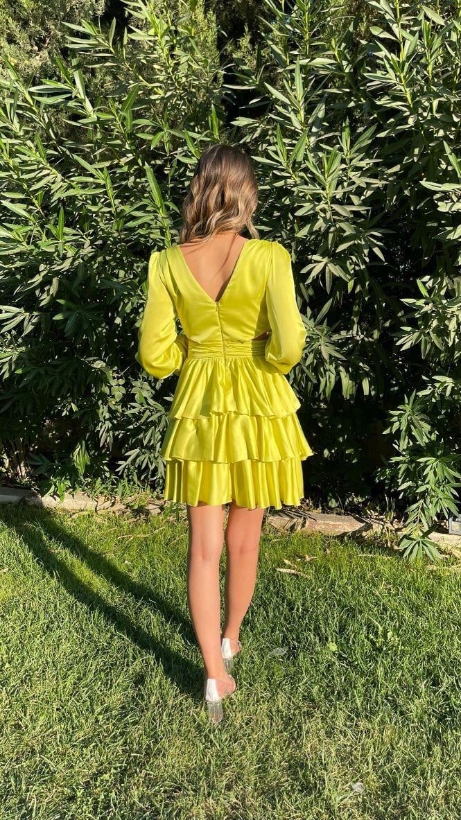 Yıldızlar Kadın Uzun Kollu Bel Dekolteli Eteği Fırfırlı Kısa Abiye Po55088 55088 BOY:90 CM