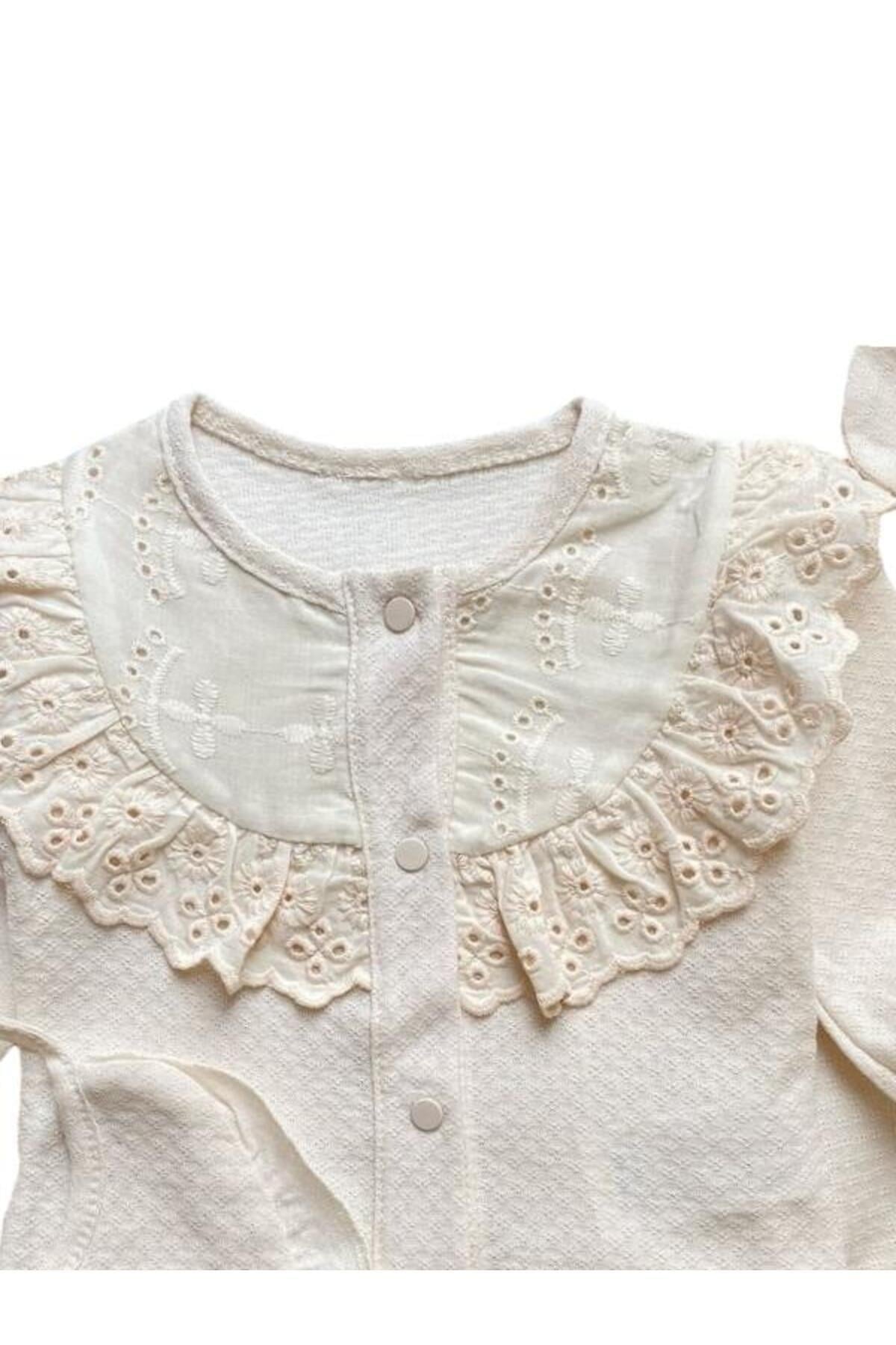 Altıntaş Baby Organik Kumaş Dantelli 5 Parça Hastane Çıkışı Seti