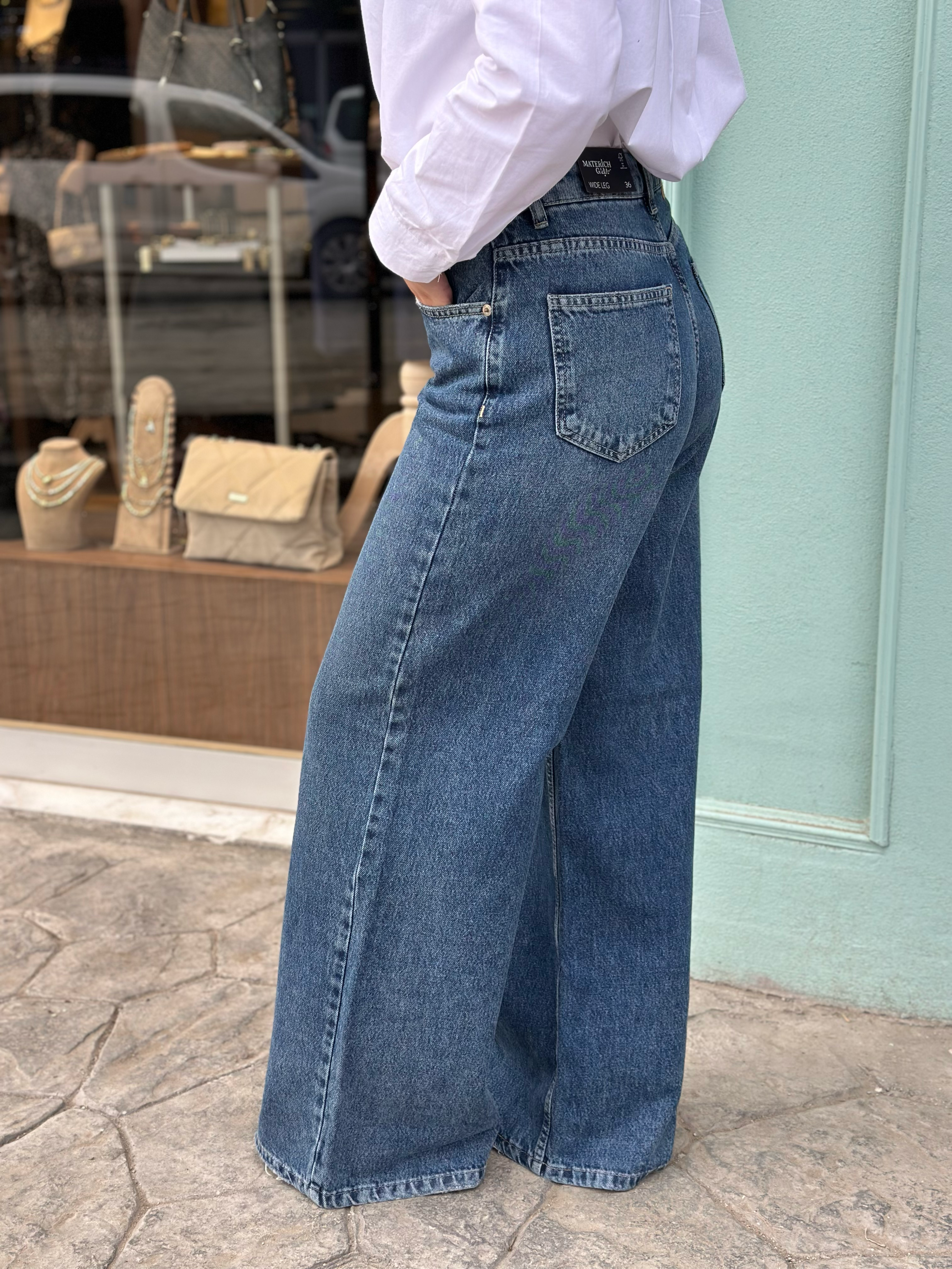 Wide leg jean