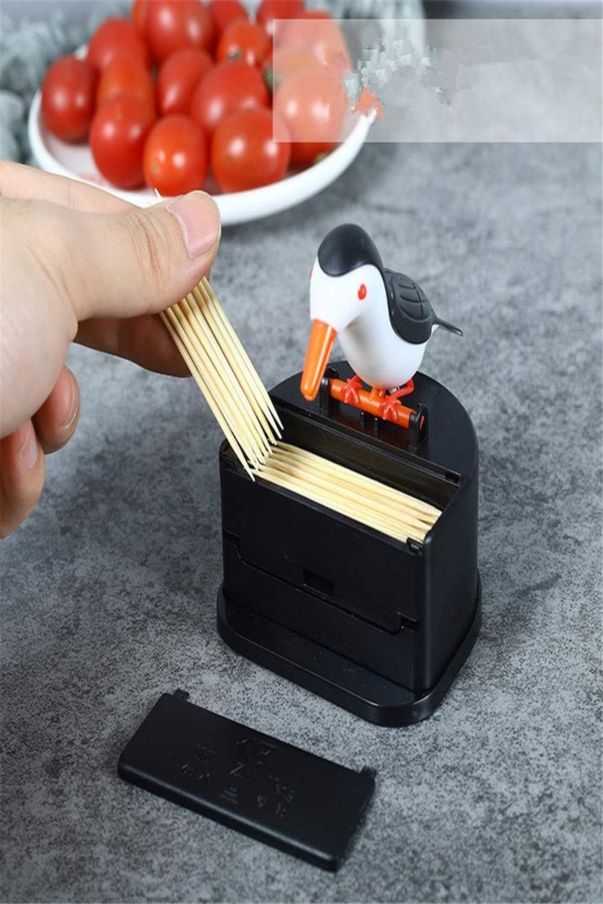 Penguen Figürlü Otomatik Kürdanlık Basmalı Hijyenik Kapalı Hazneli Dekoratif Masa Kürdan Kutusu