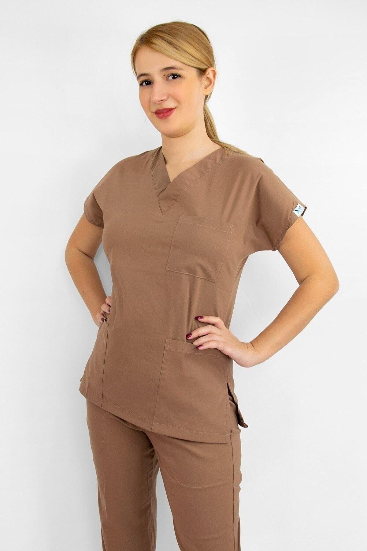 Açık Kahverengi Likralı Alt Üst Takım-Nur Medikal Giyim